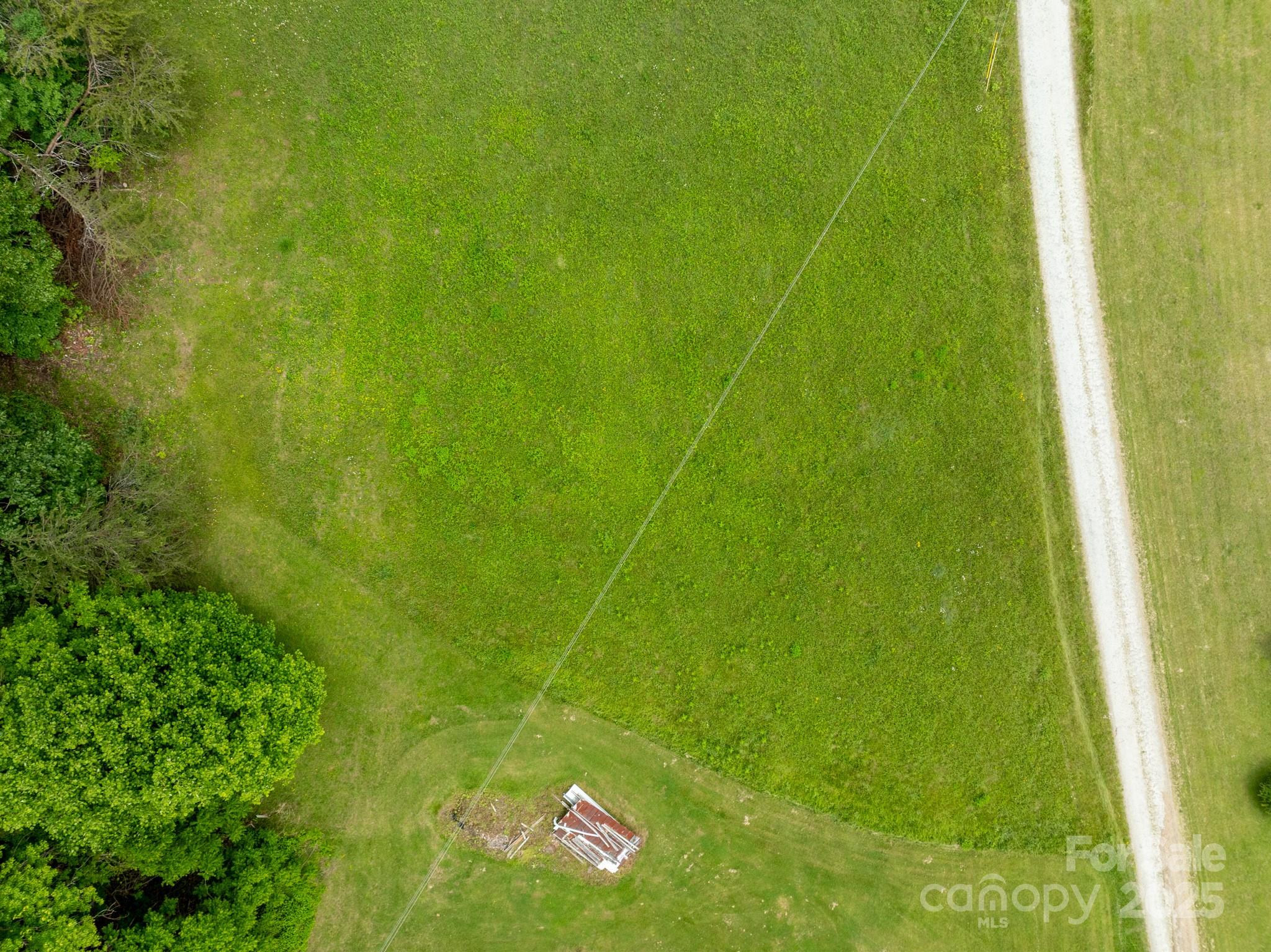 2023 White Springs Lane Property Photo 11