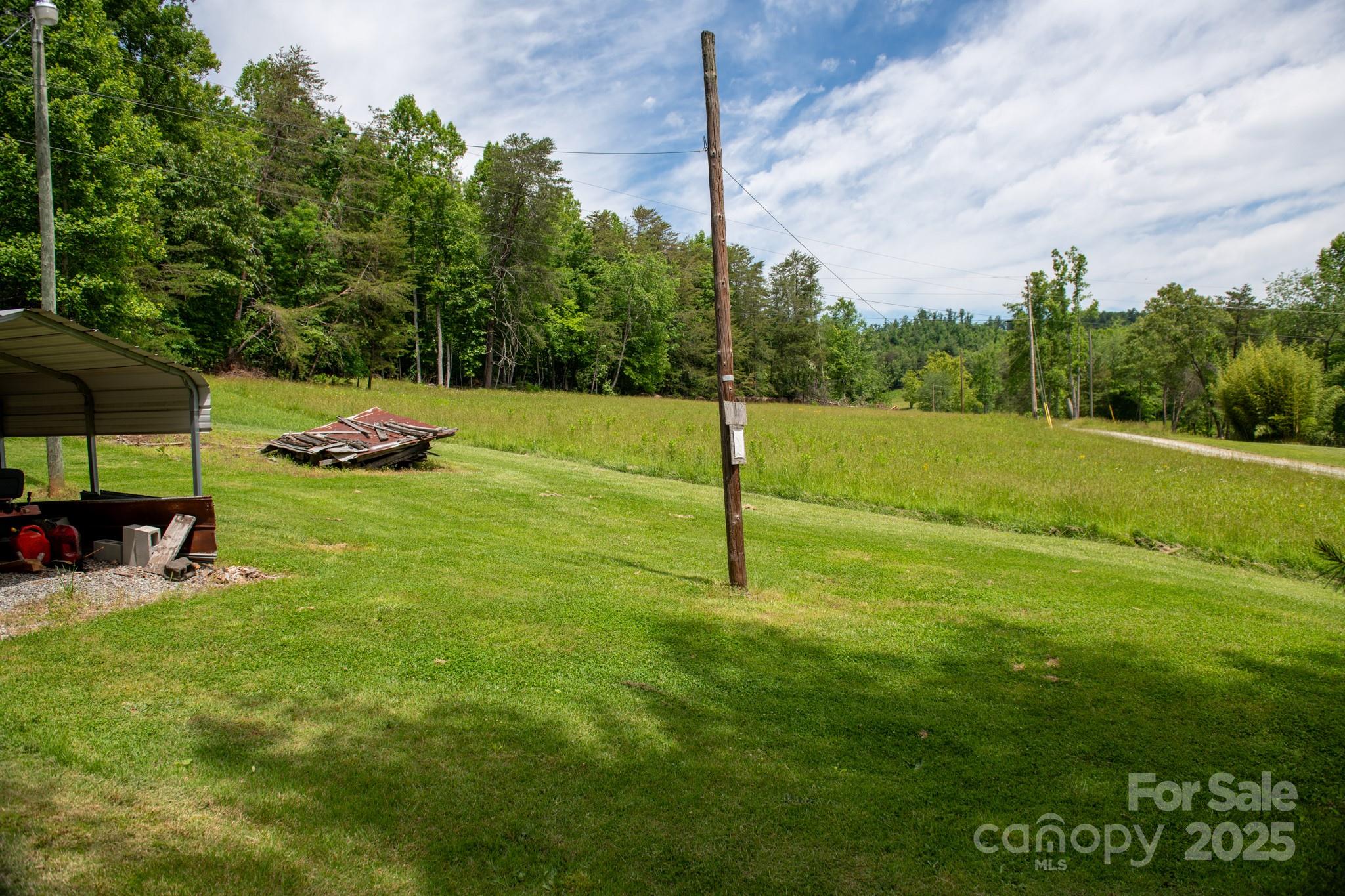 2023 White Springs Lane Property Photo 22