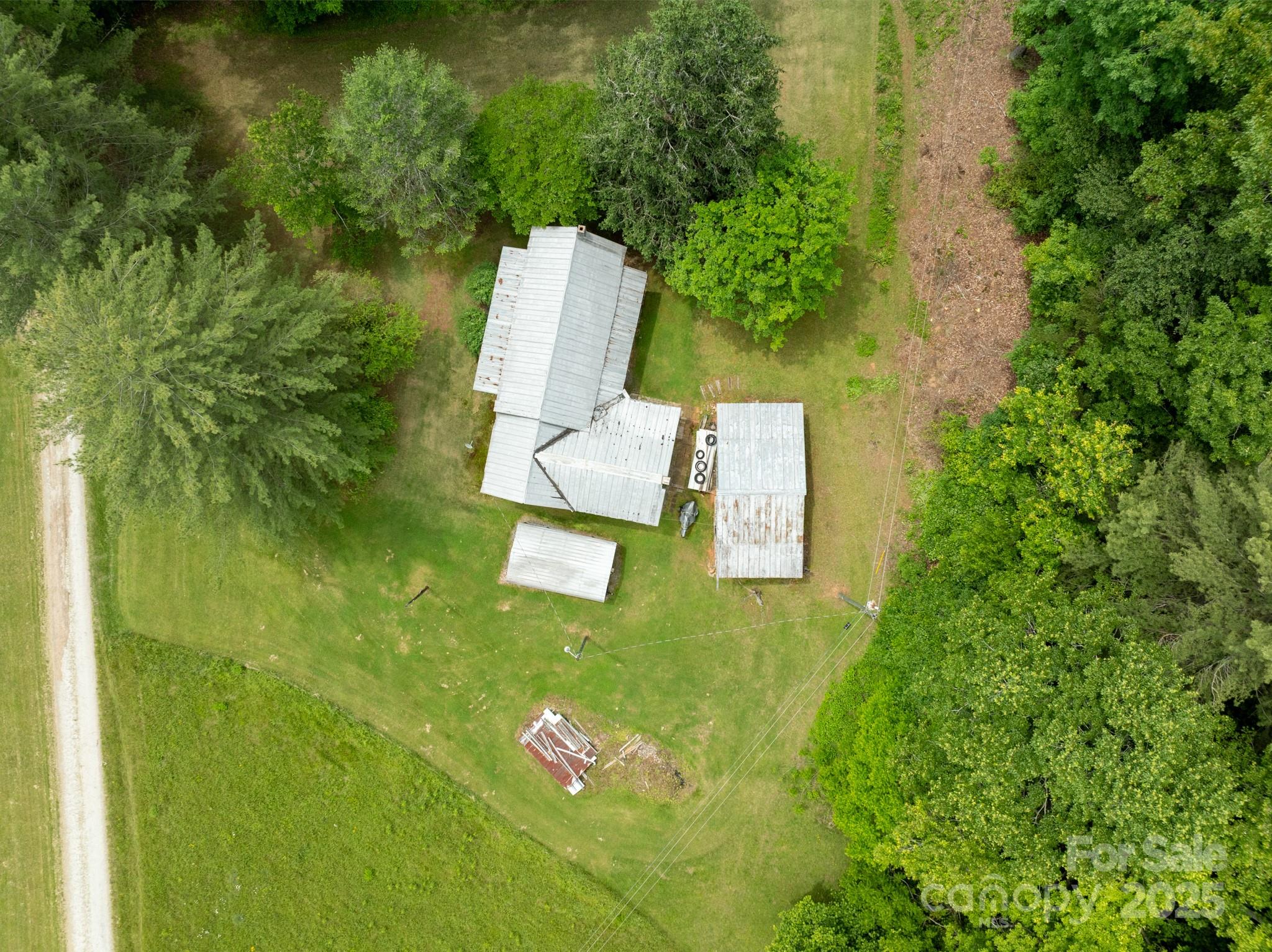 2023 White Springs Lane Property Photo 33
