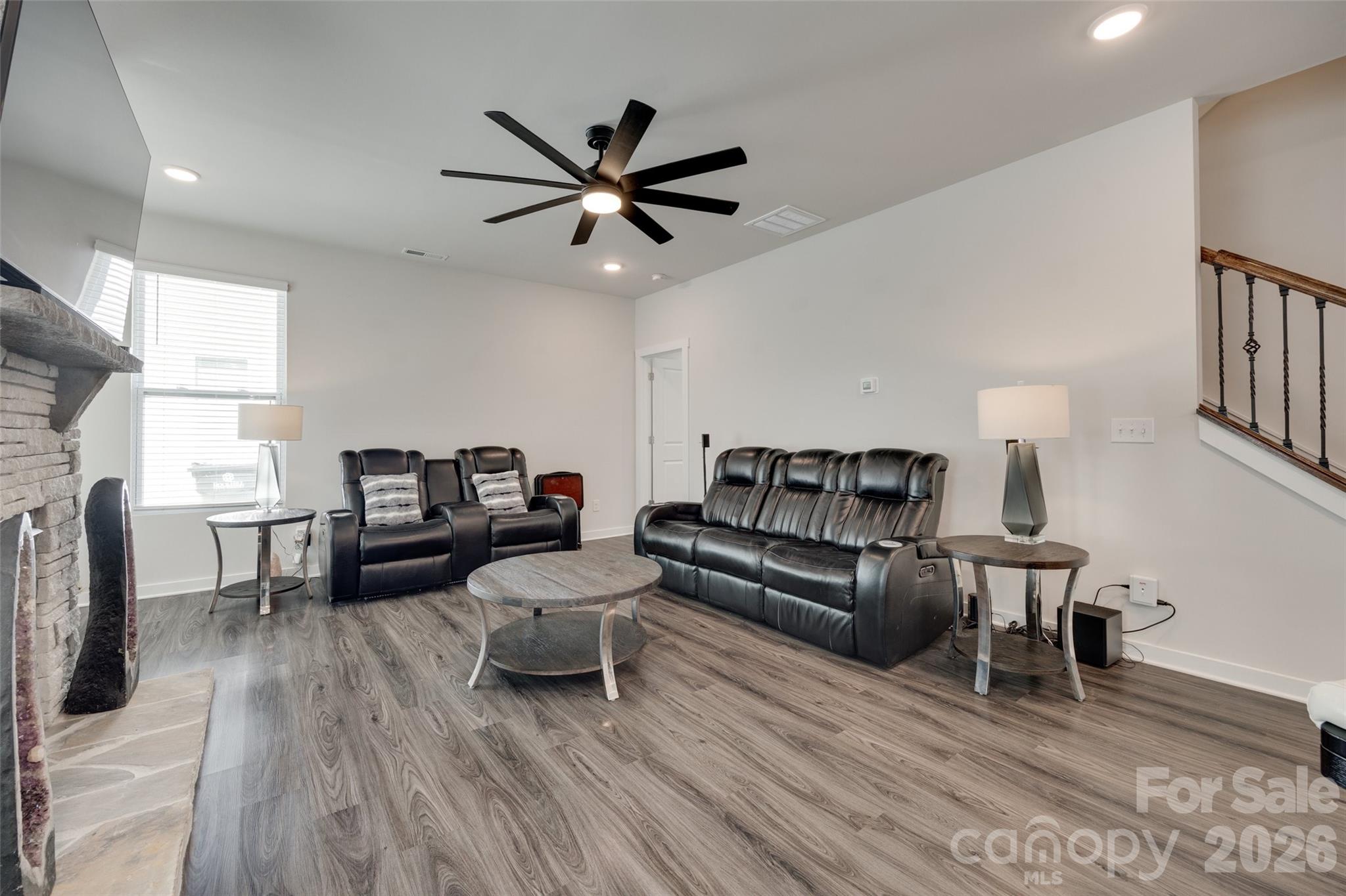 1195 Cavalier Lane Property Photo 16