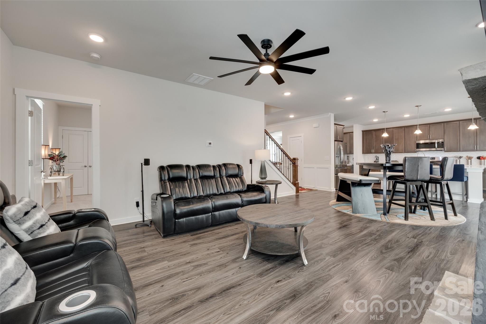 1195 Cavalier Lane Property Photo 17
