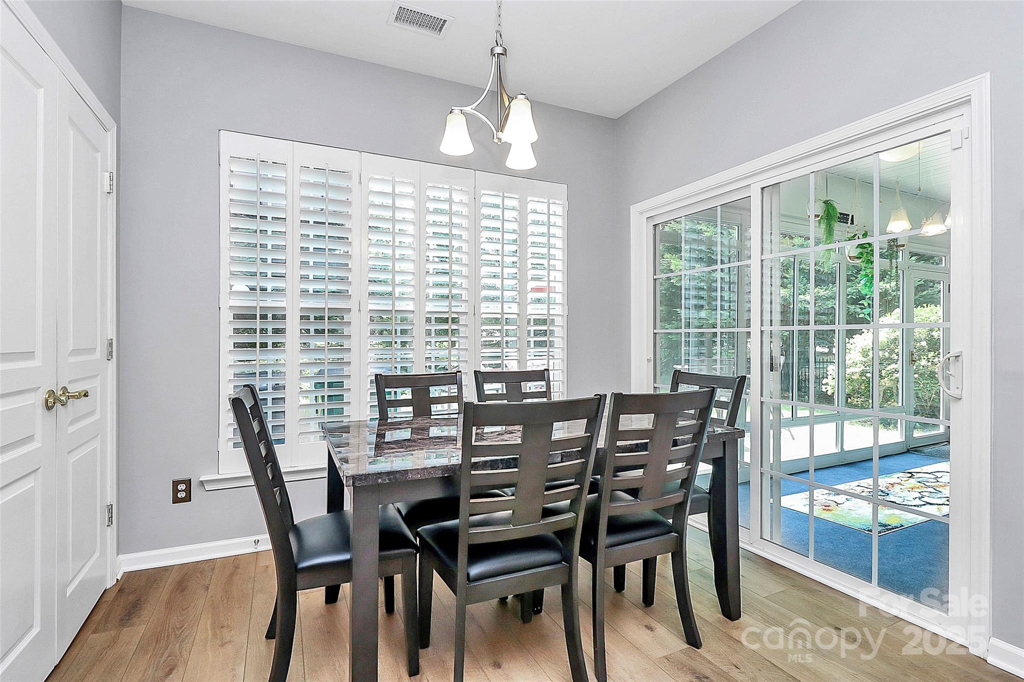 8722 Heron Glen Drive Property Photo 11