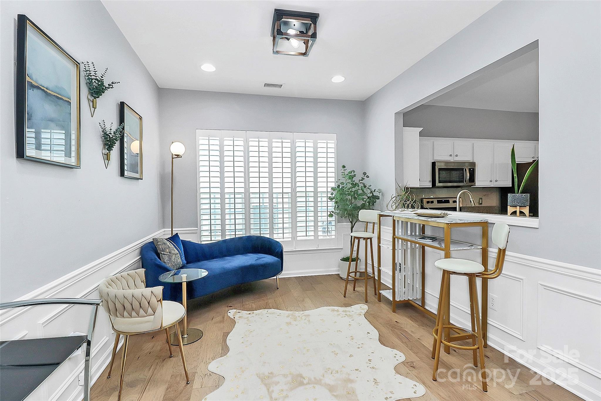 8722 Heron Glen Drive Property Photo 12
