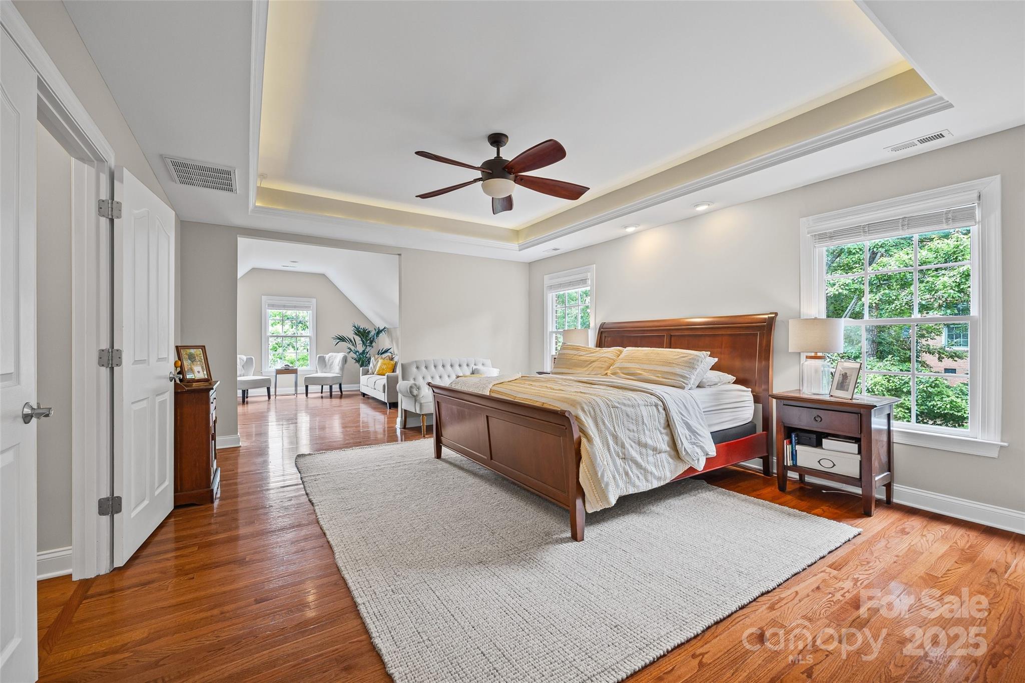 927 Cove Point Lane Property Photo 19