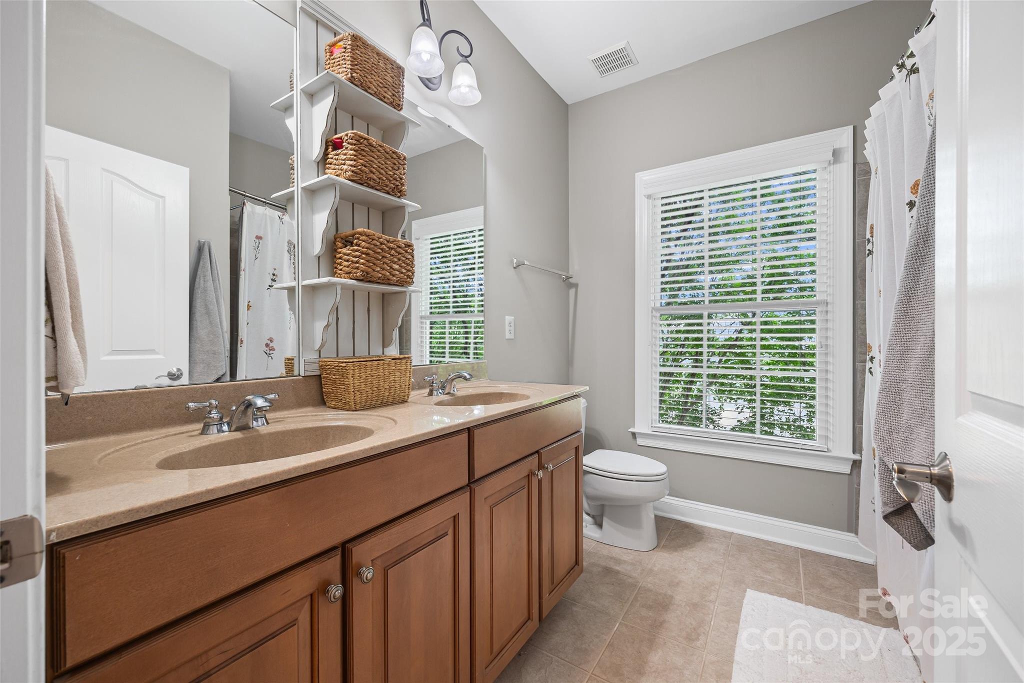 927 Cove Point Lane Property Photo 26