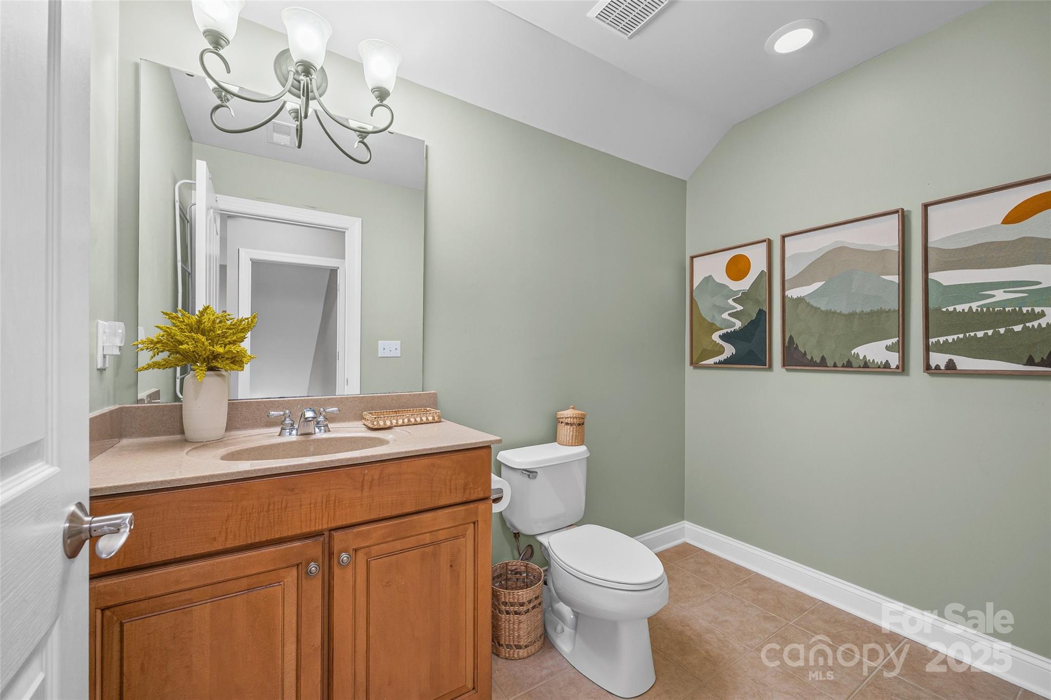 927 Cove Point Lane Property Photo 34
