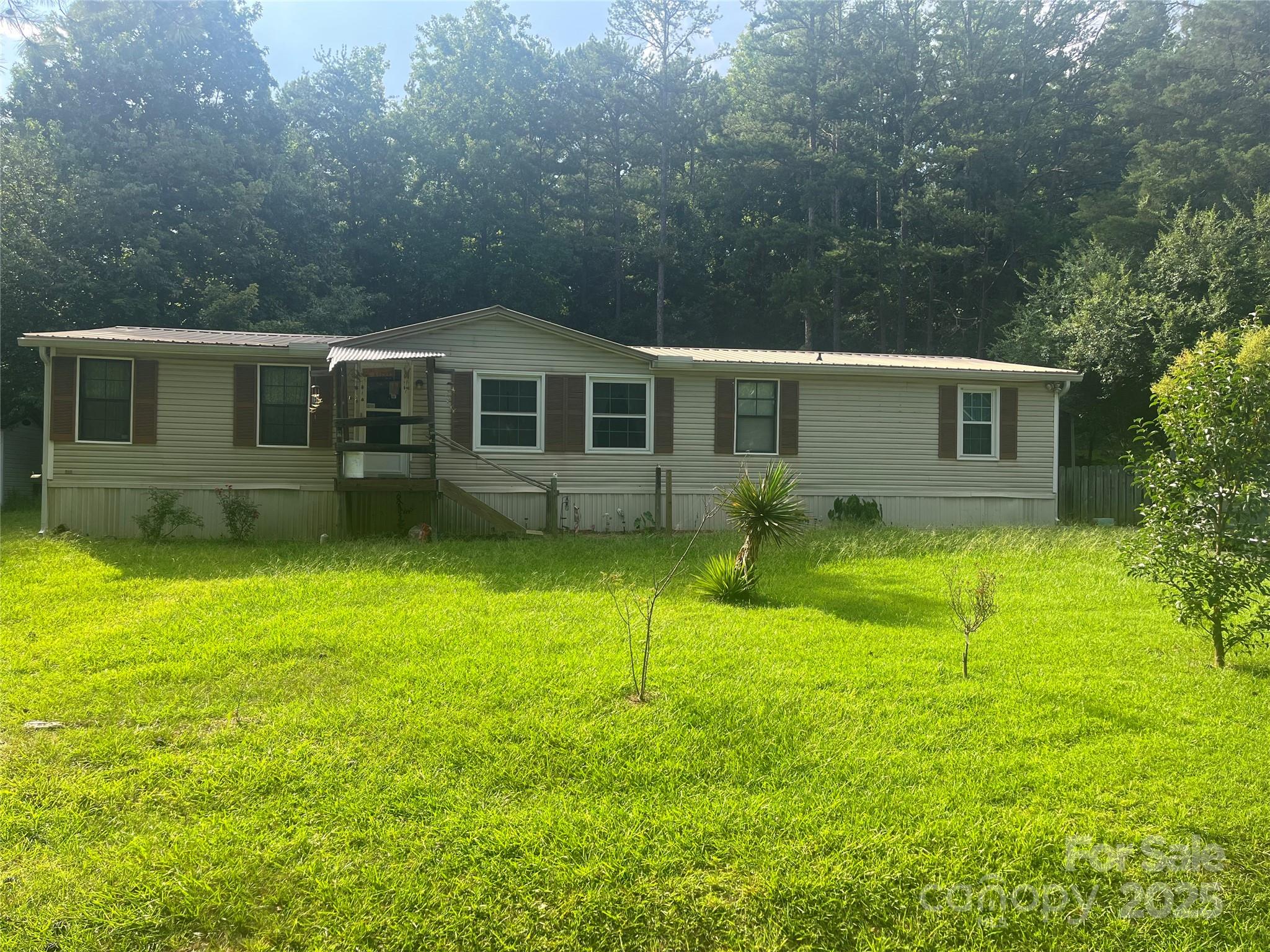 12414 Buxton Drive Property Photo