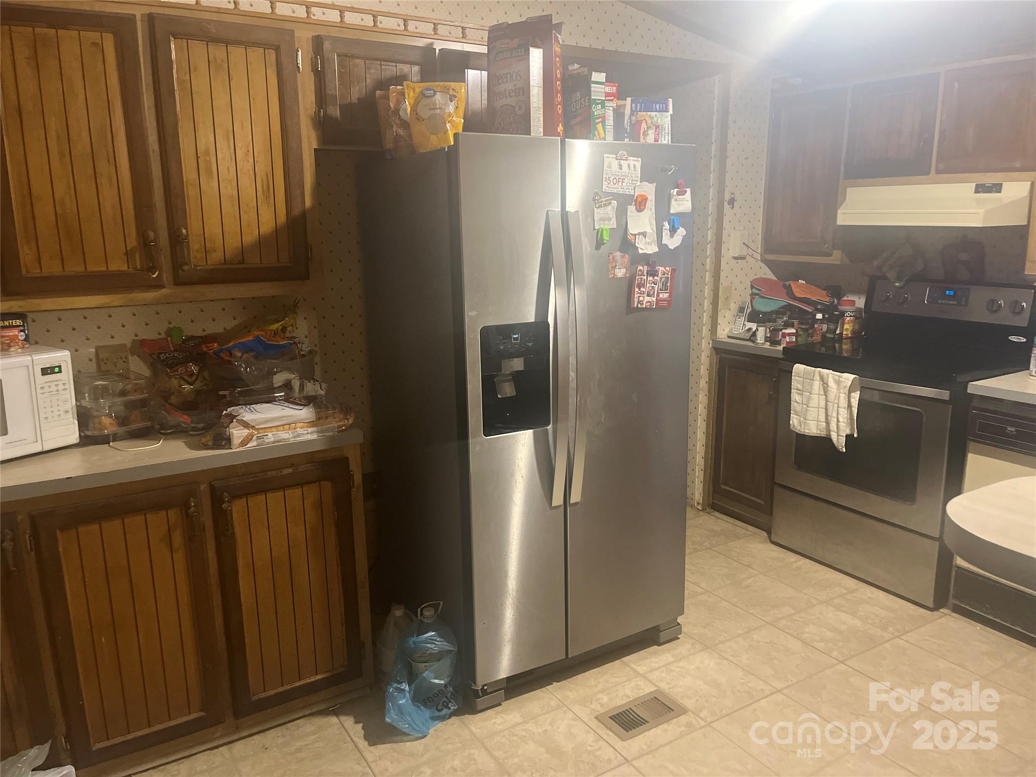 12414 Buxton Drive Property Photo 6