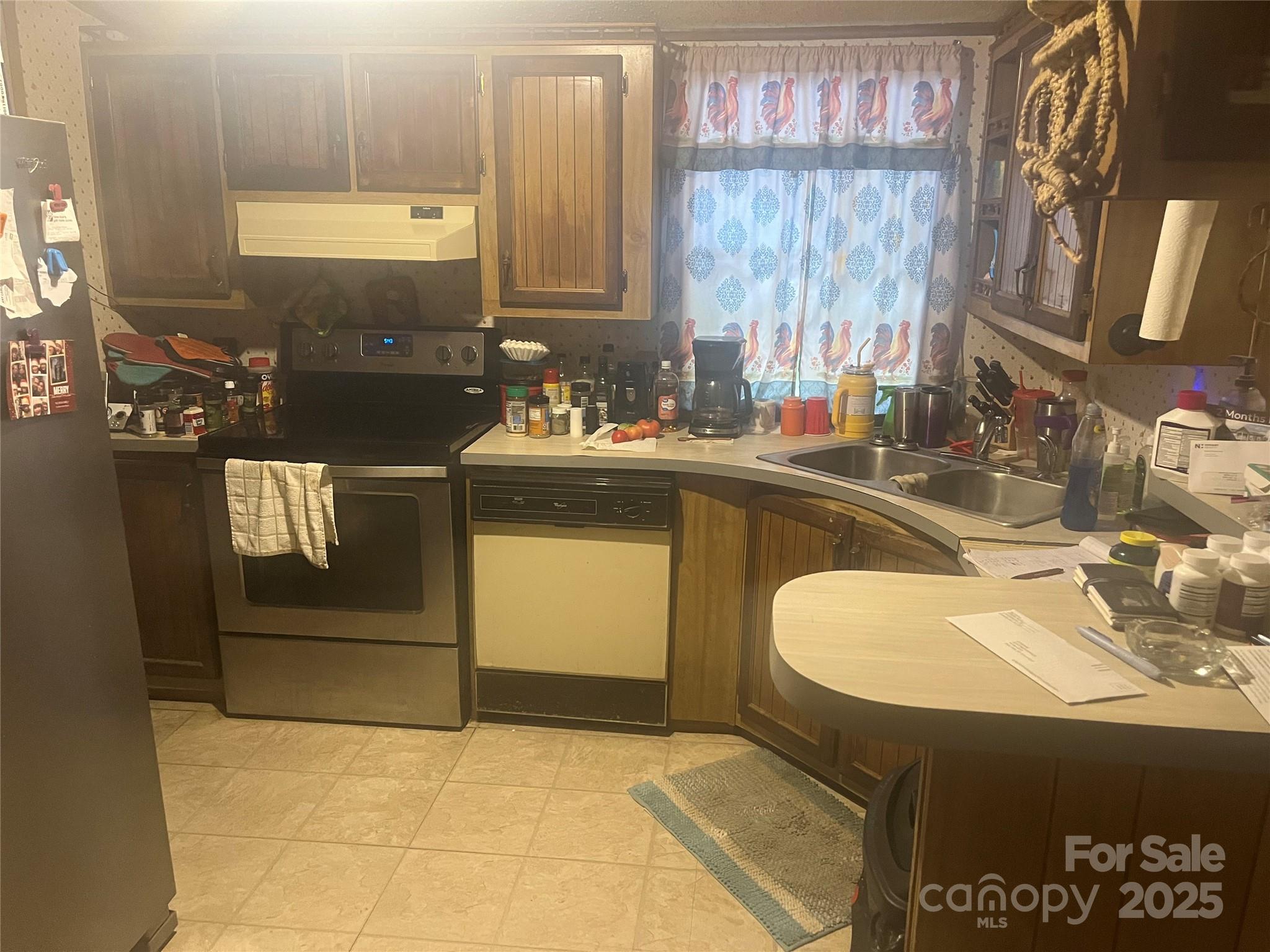 12414 Buxton Drive Property Photo 7