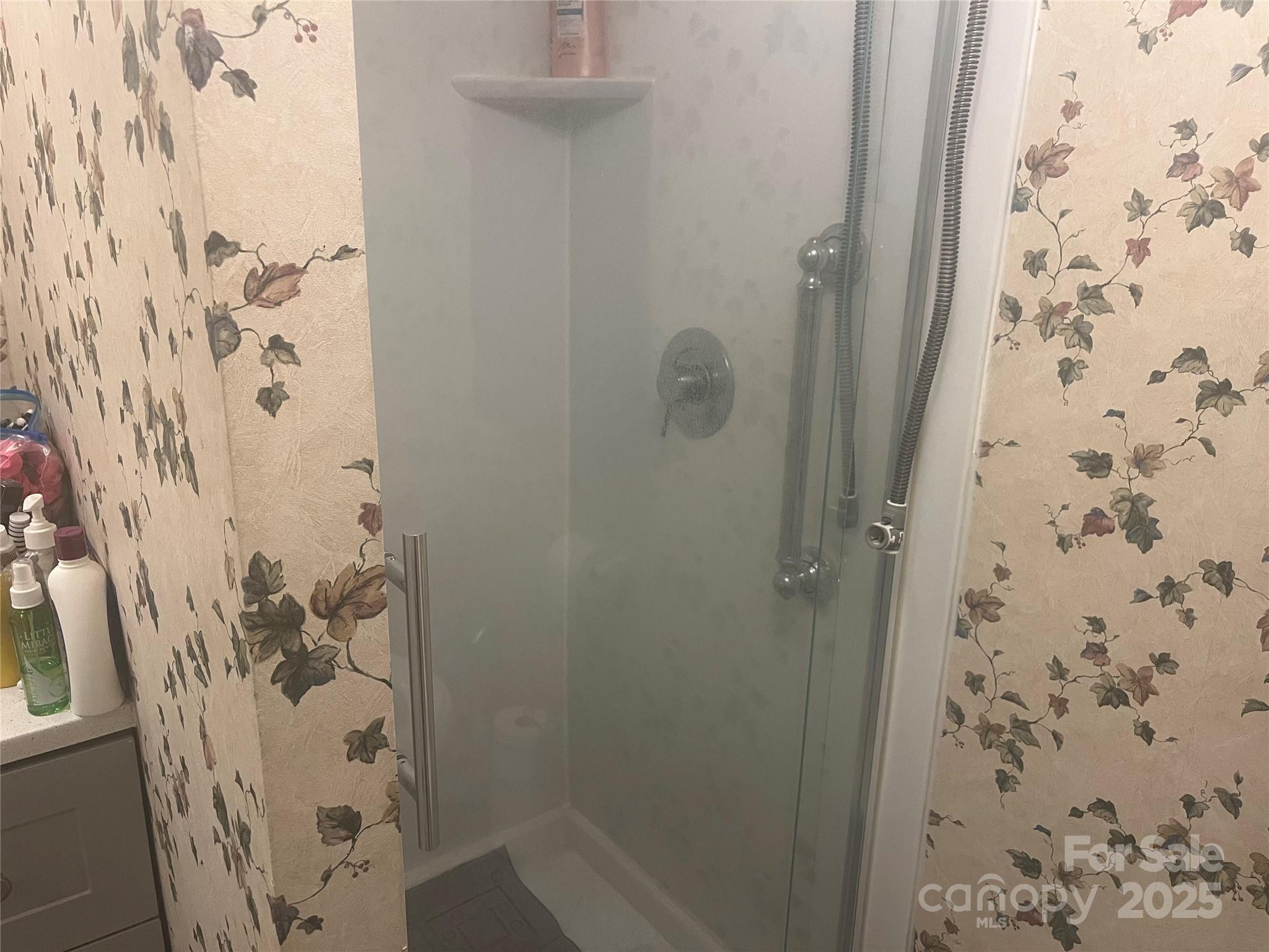 12414 Buxton Drive Property Photo 12