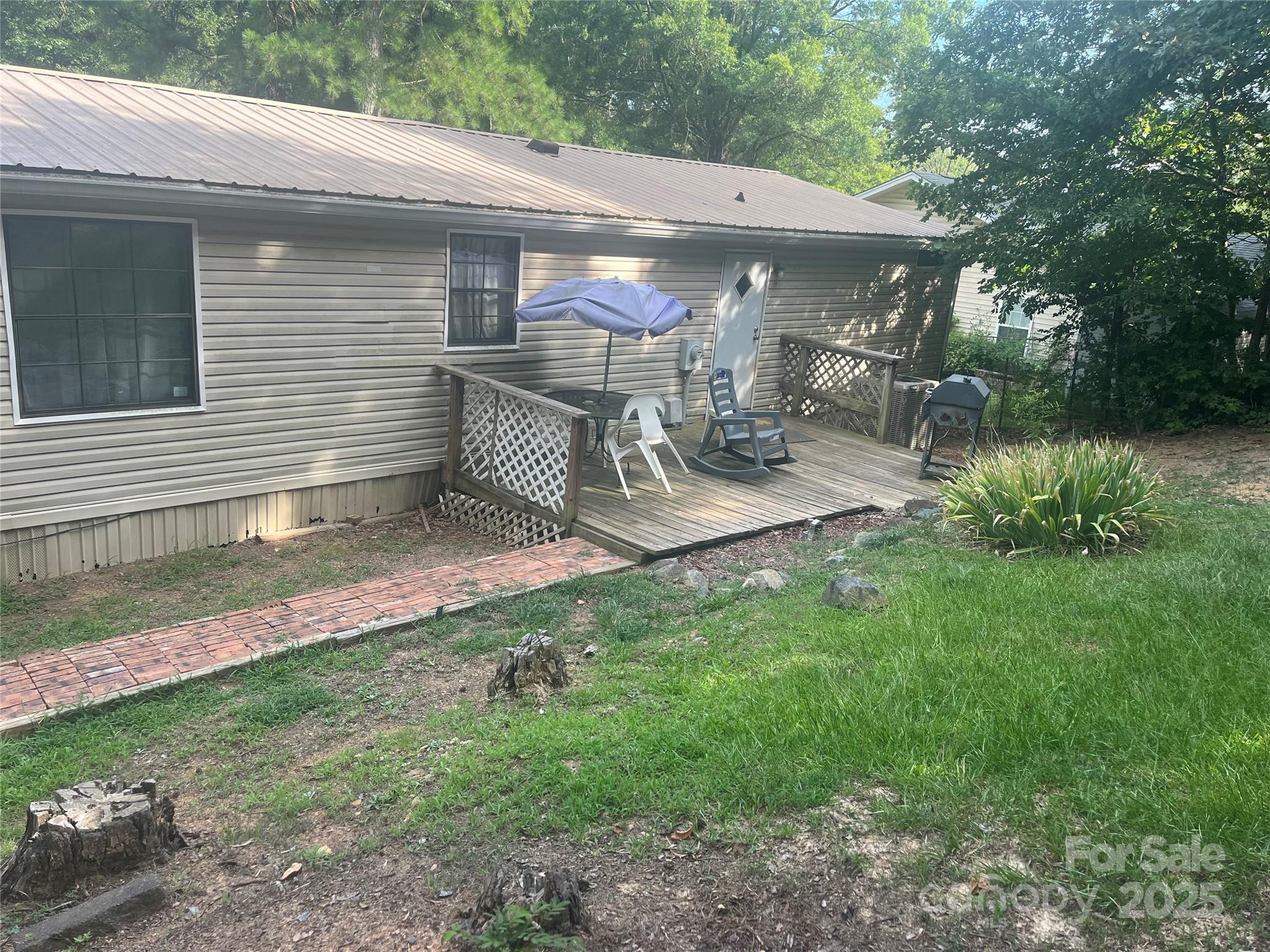 12414 Buxton Drive Property Photo 18