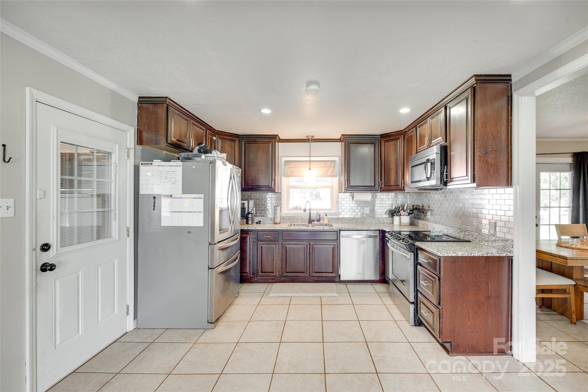 739 Springdale Road Property Photo 7