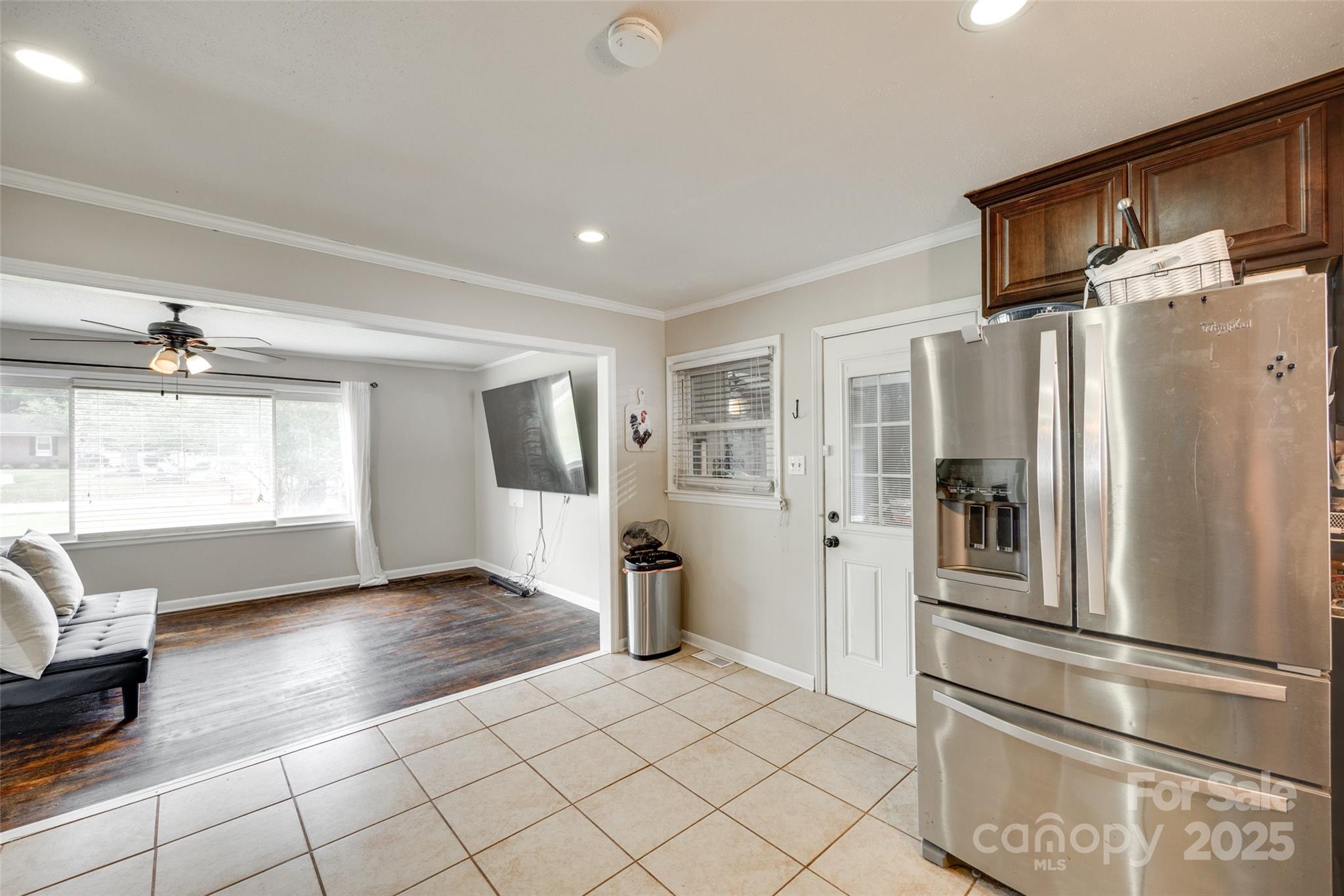 739 Springdale Road Property Photo 9
