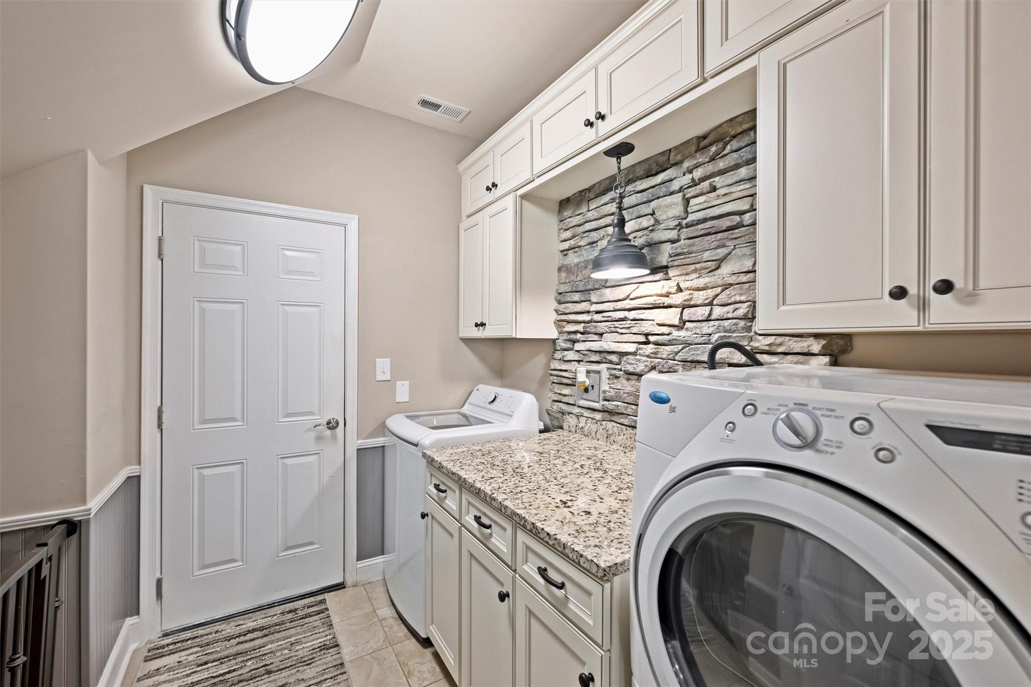 7916 Deerbridge Street Property Photo 22