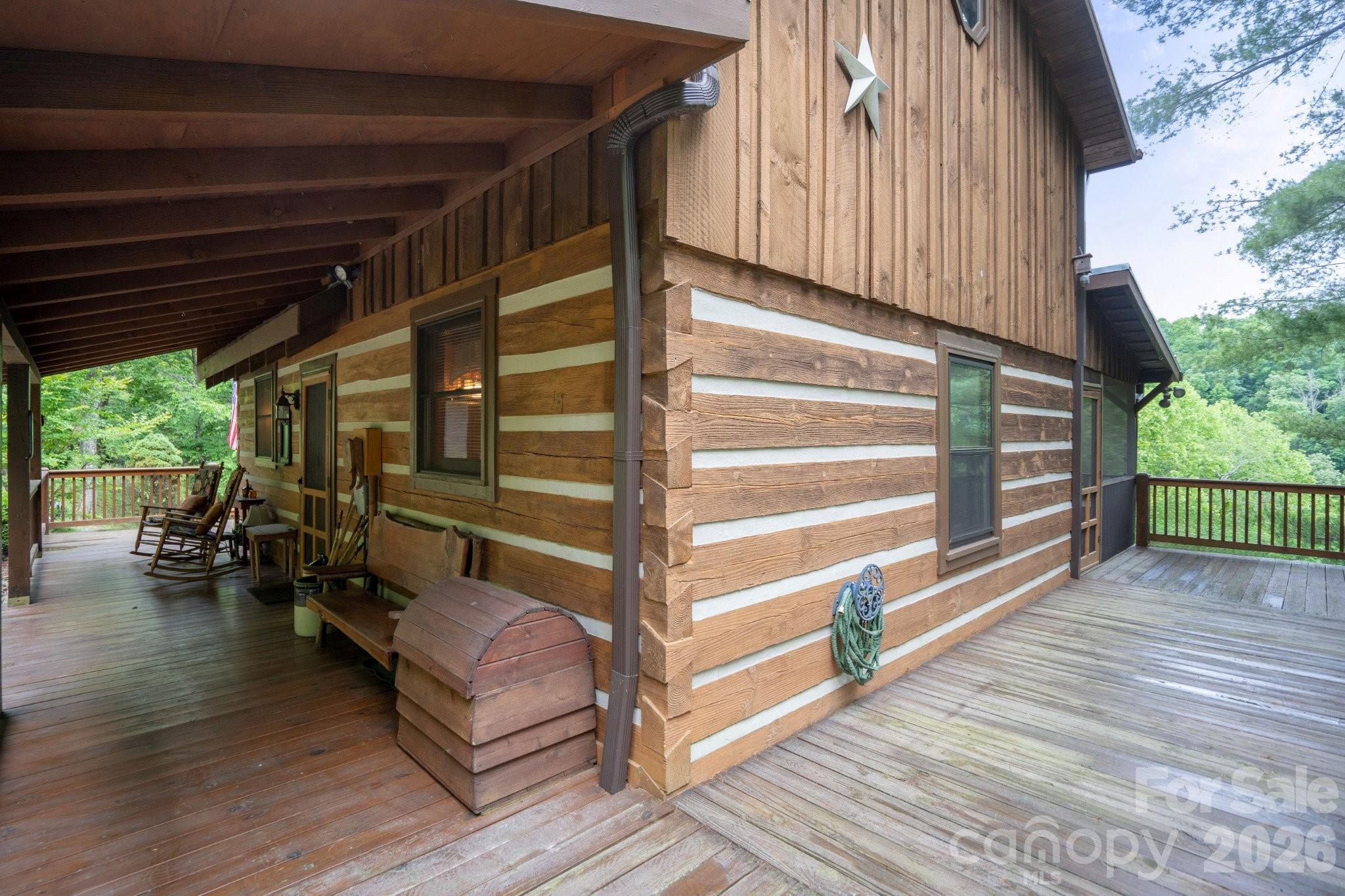 710 River Hills Road Property Photo 3