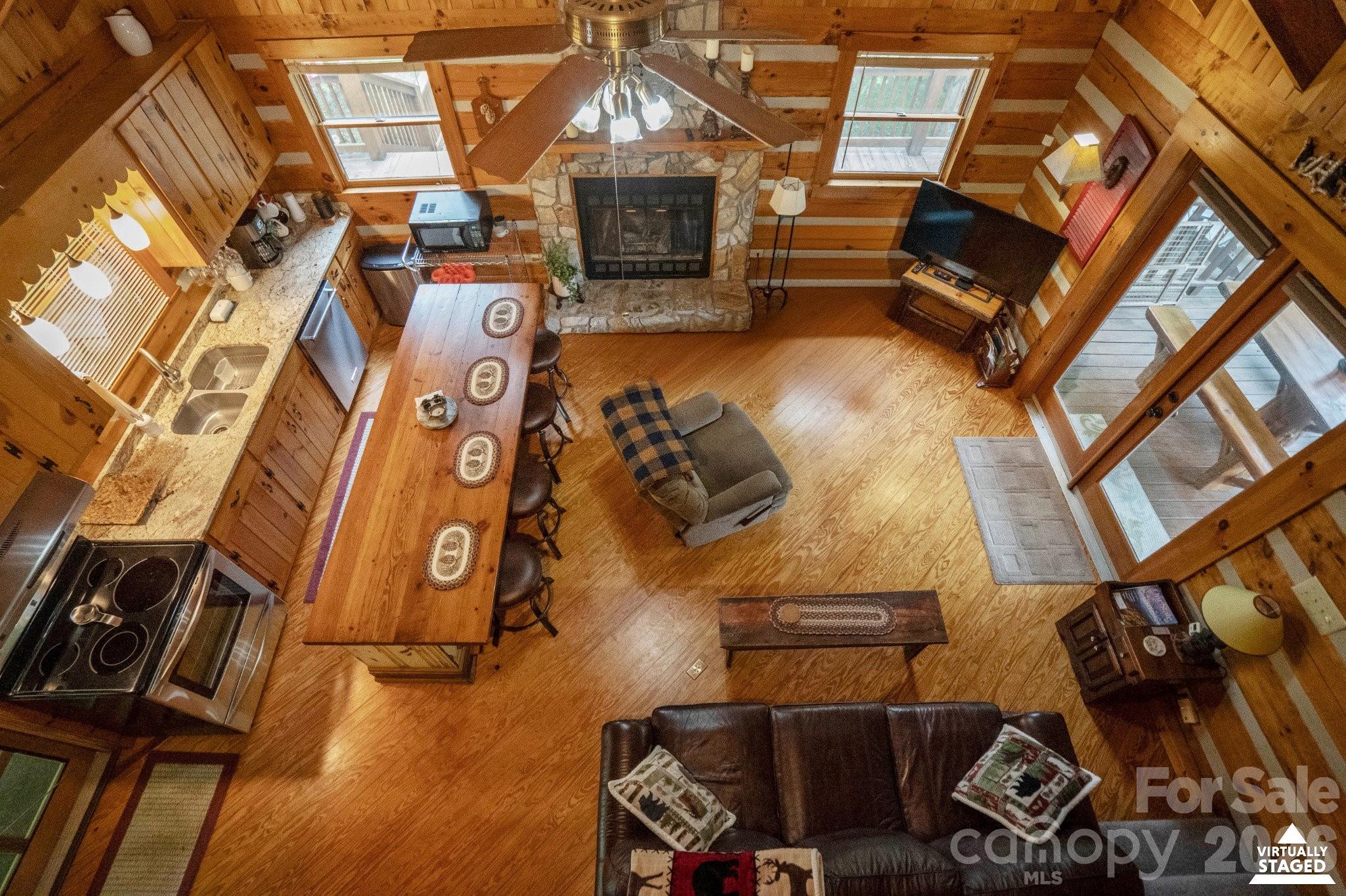 710 River Hills Road Property Photo 6