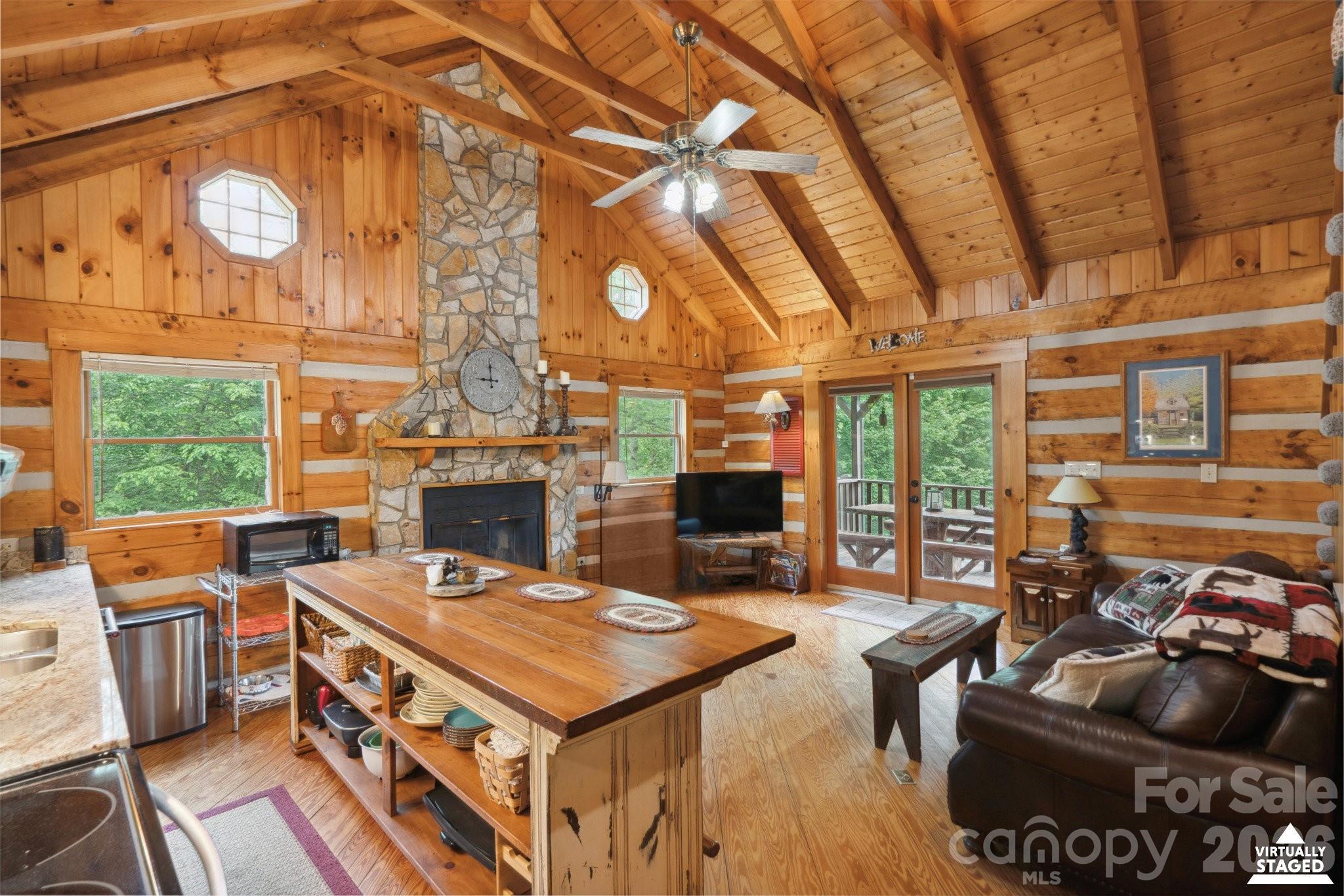 710 River Hills Road Property Photo 8