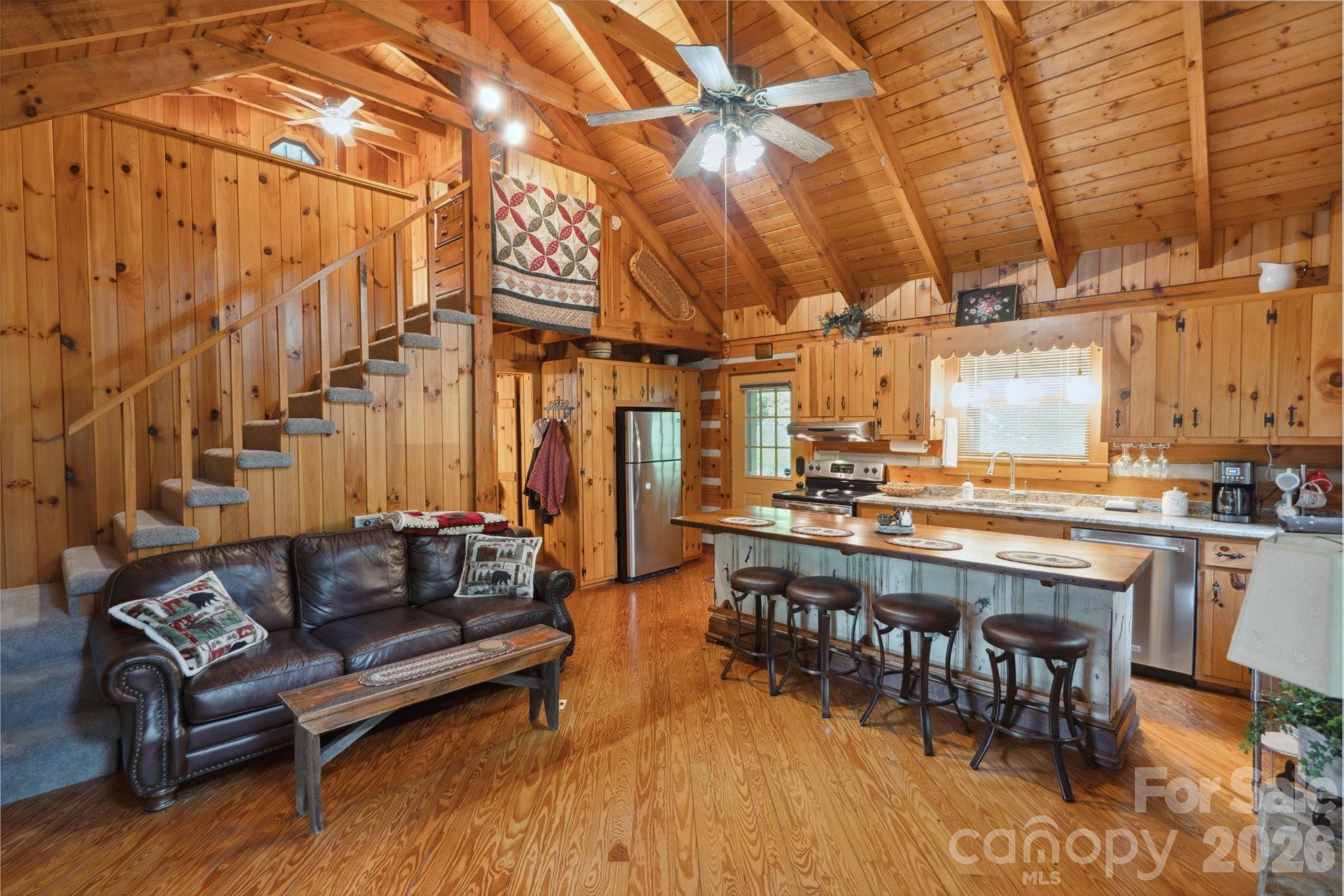 710 River Hills Road Property Photo 13