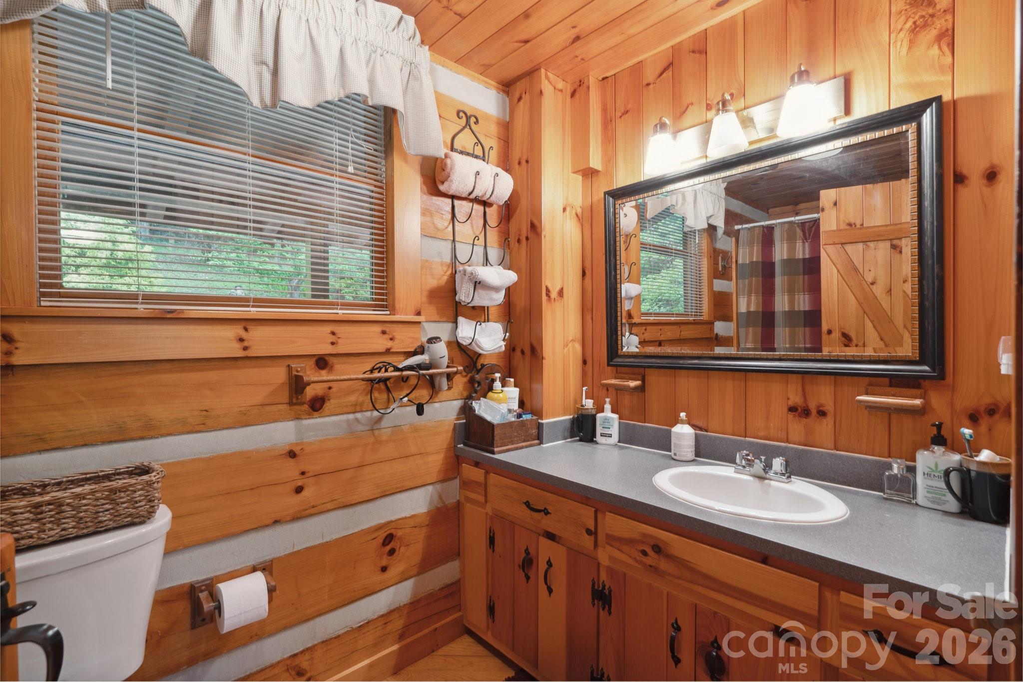 710 River Hills Road Property Photo 18