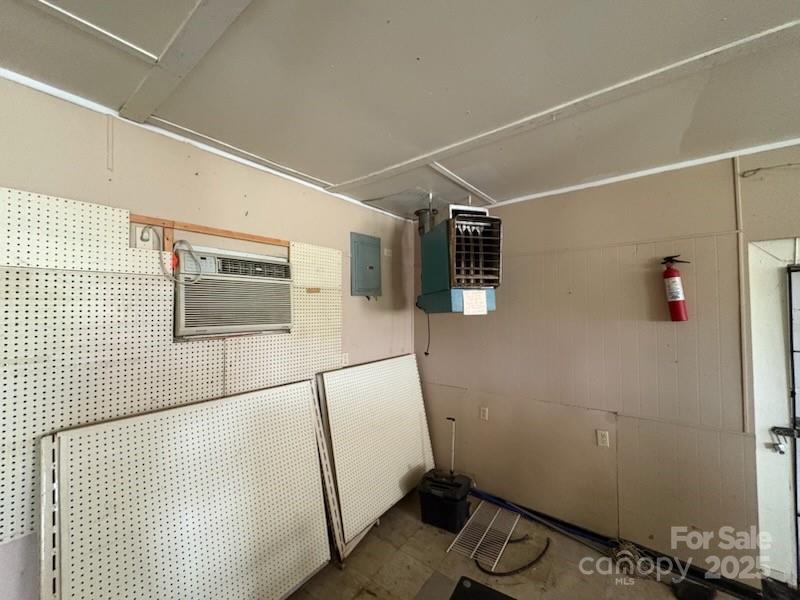 663 Oak Grove Road Property Photo 15