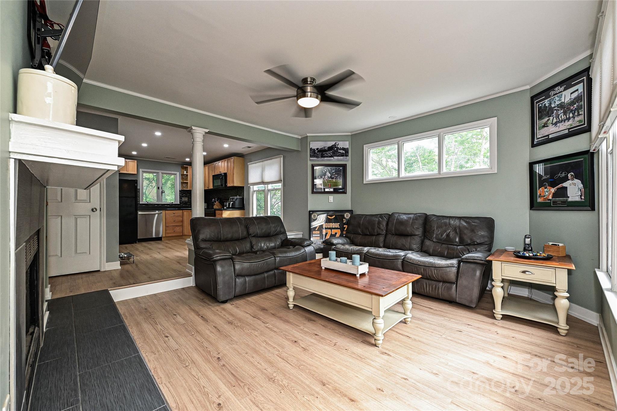 433-68 W 8th Street Property Photo 4