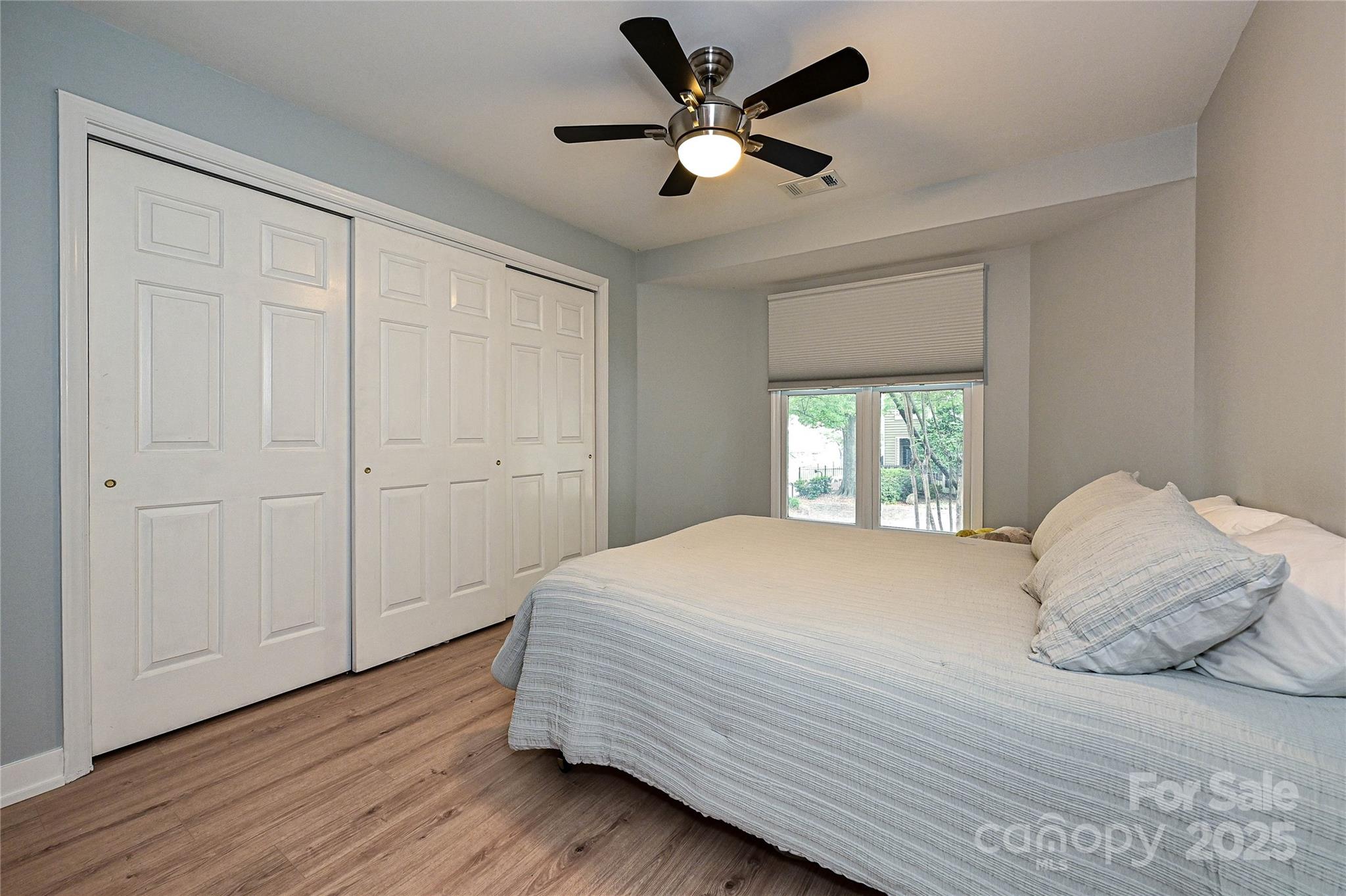 433-68 W 8th Street Property Photo 16