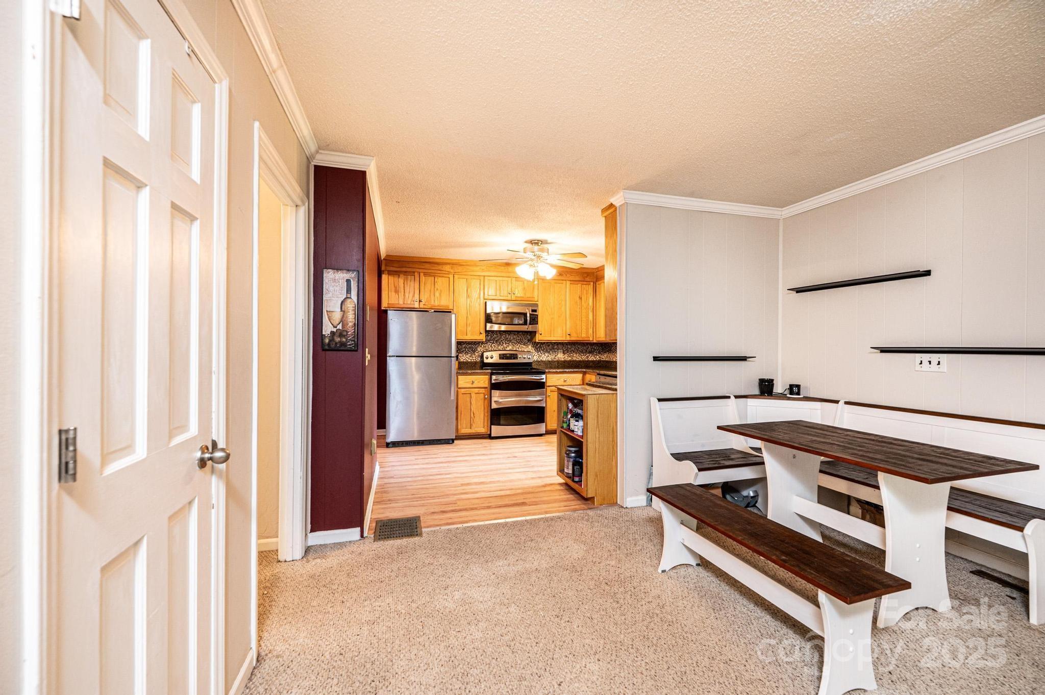 5516 Northwood Drive Property Photo 8