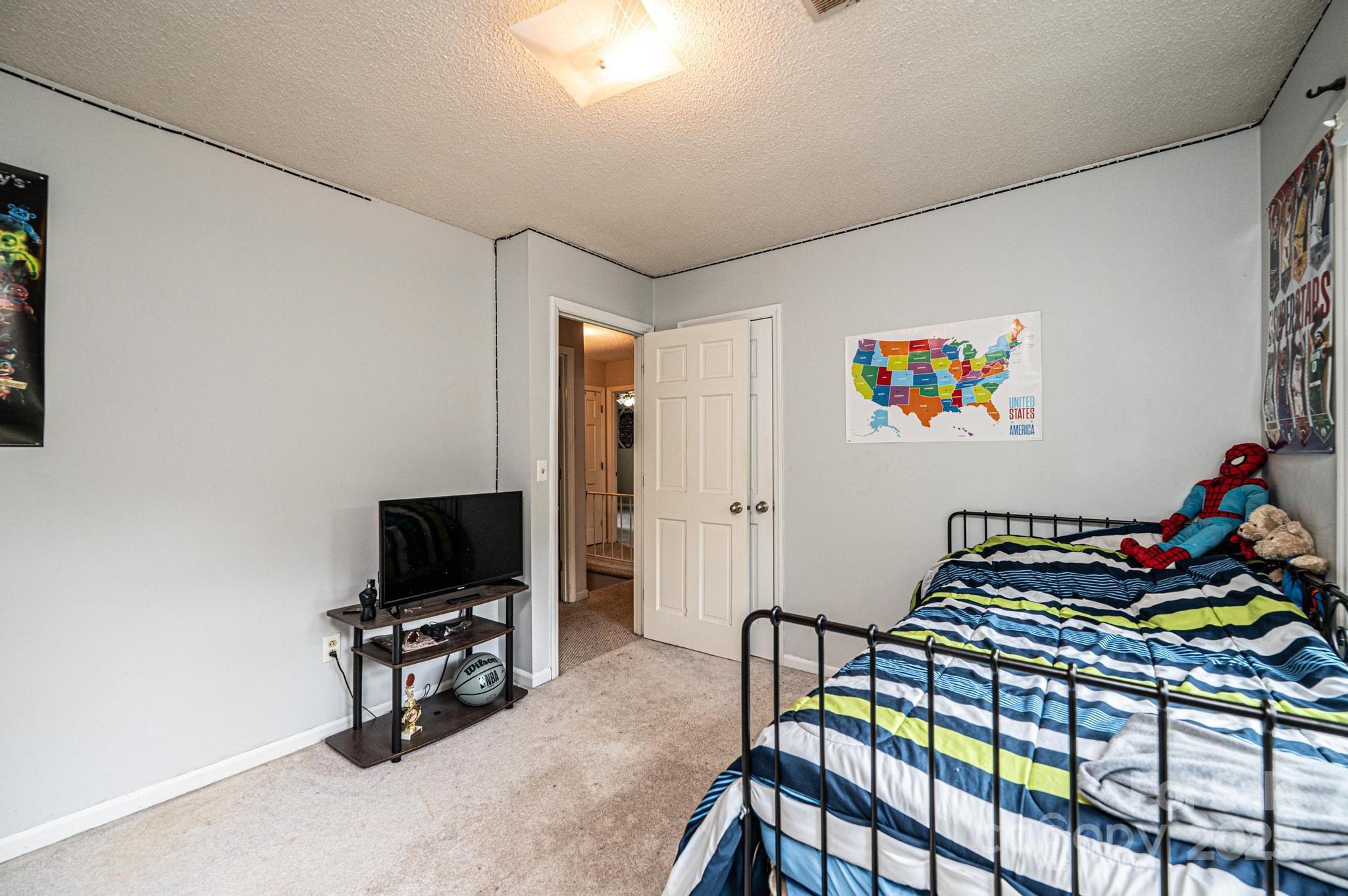 5516 Northwood Drive Property Photo 15