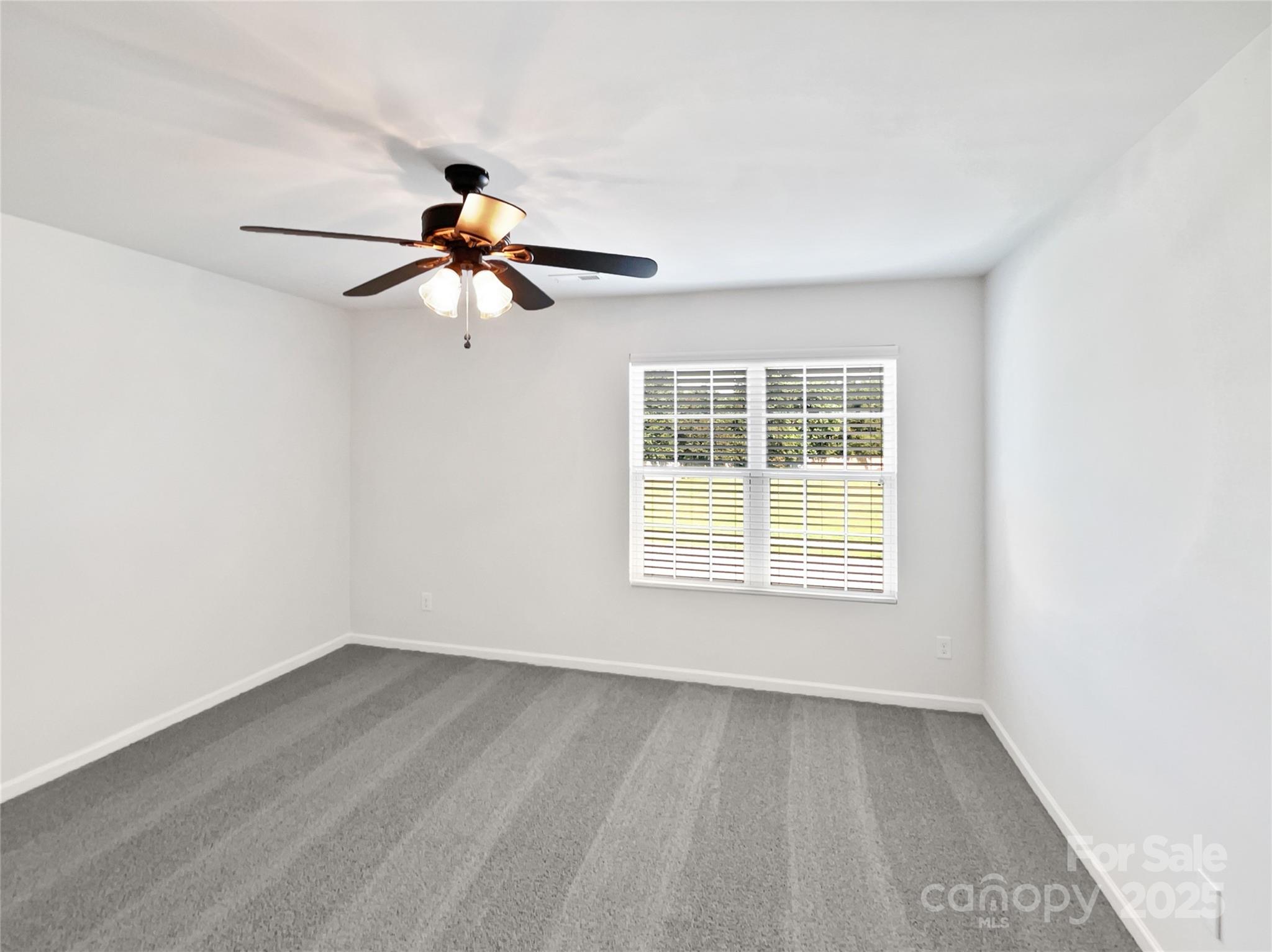 108 Greenway View Court Property Photo 5