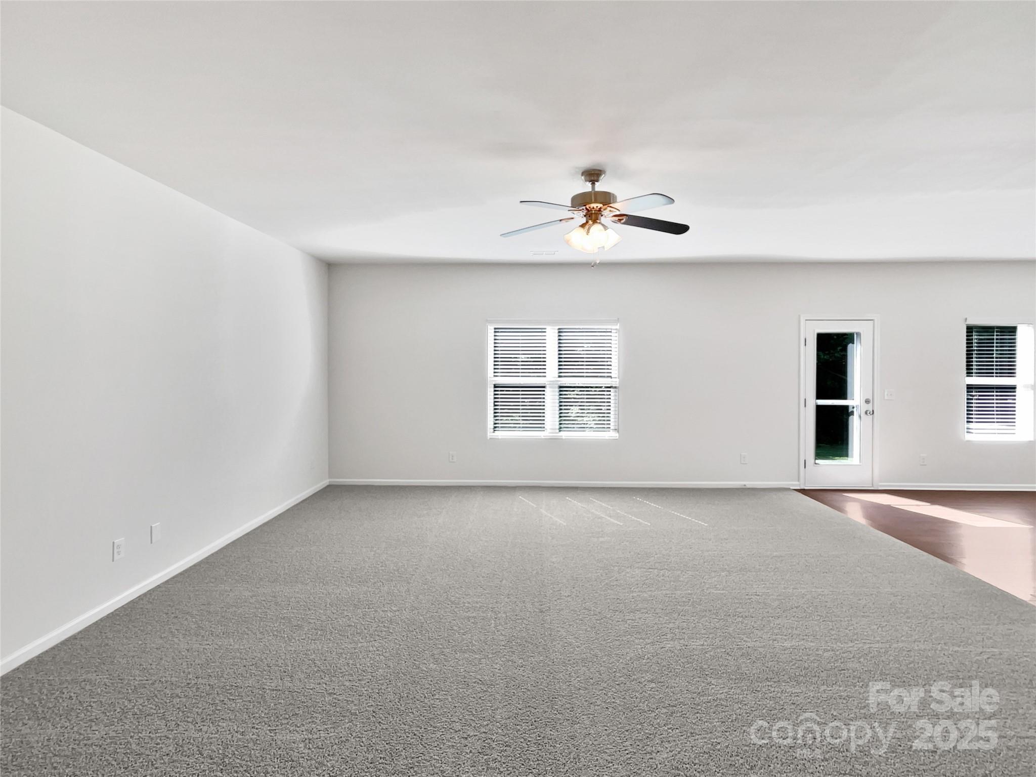 108 Greenway View Court Property Photo 10
