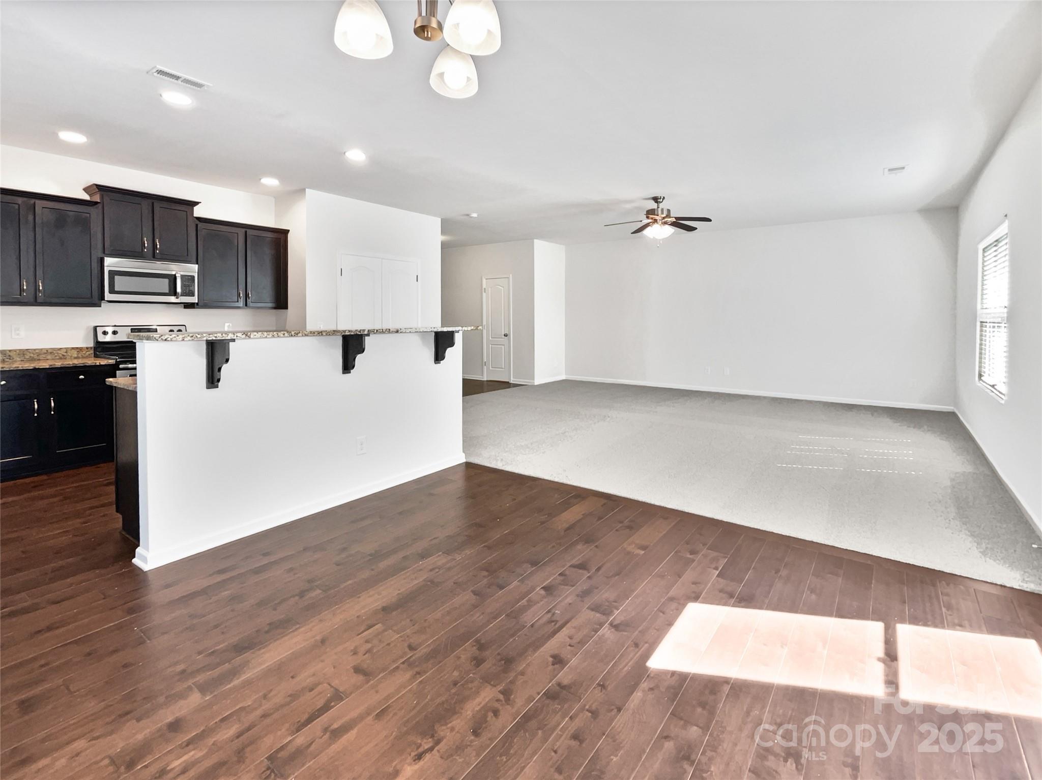 108 Greenway View Court Property Photo 14