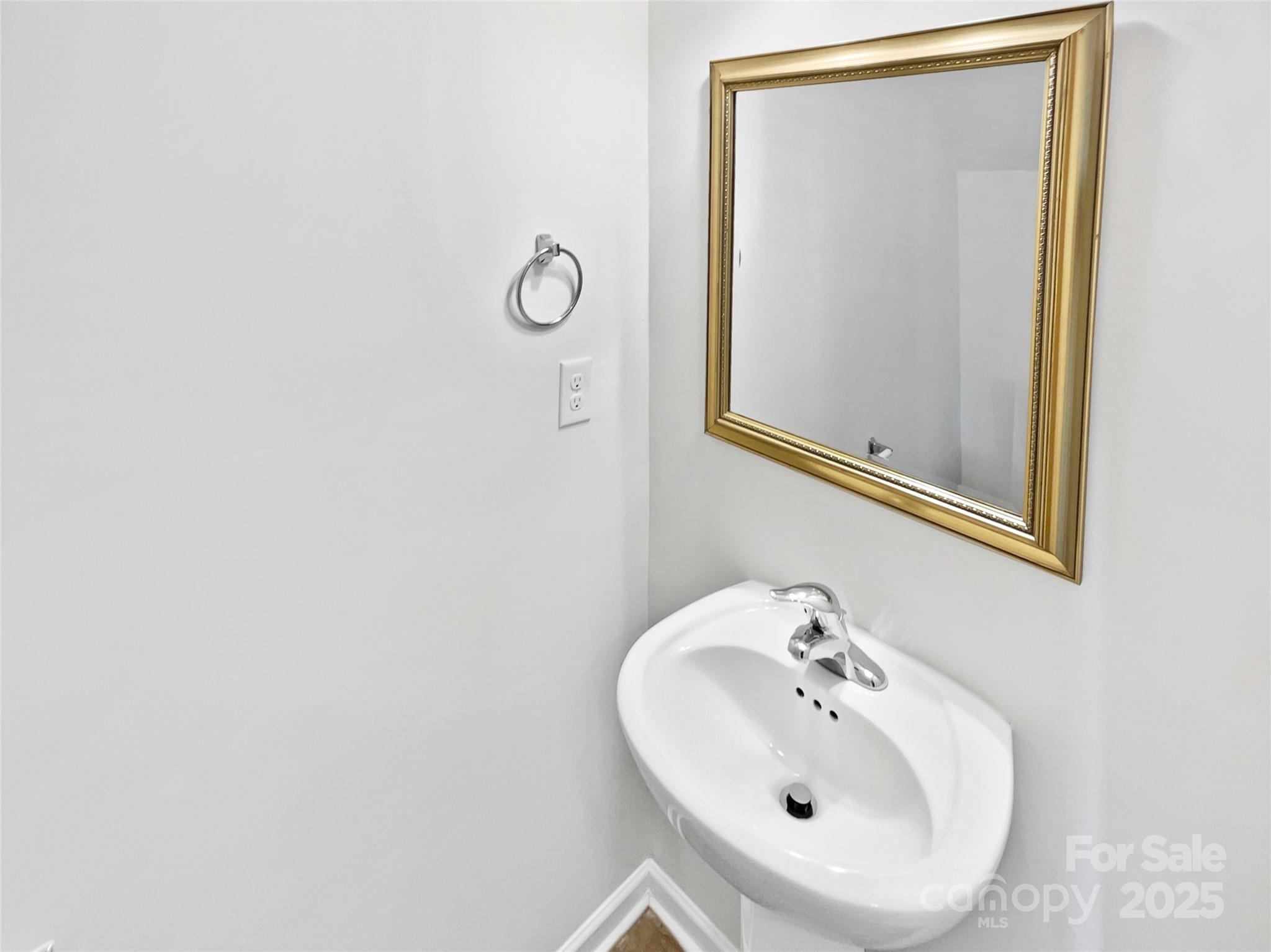 108 Greenway View Court Property Photo 15