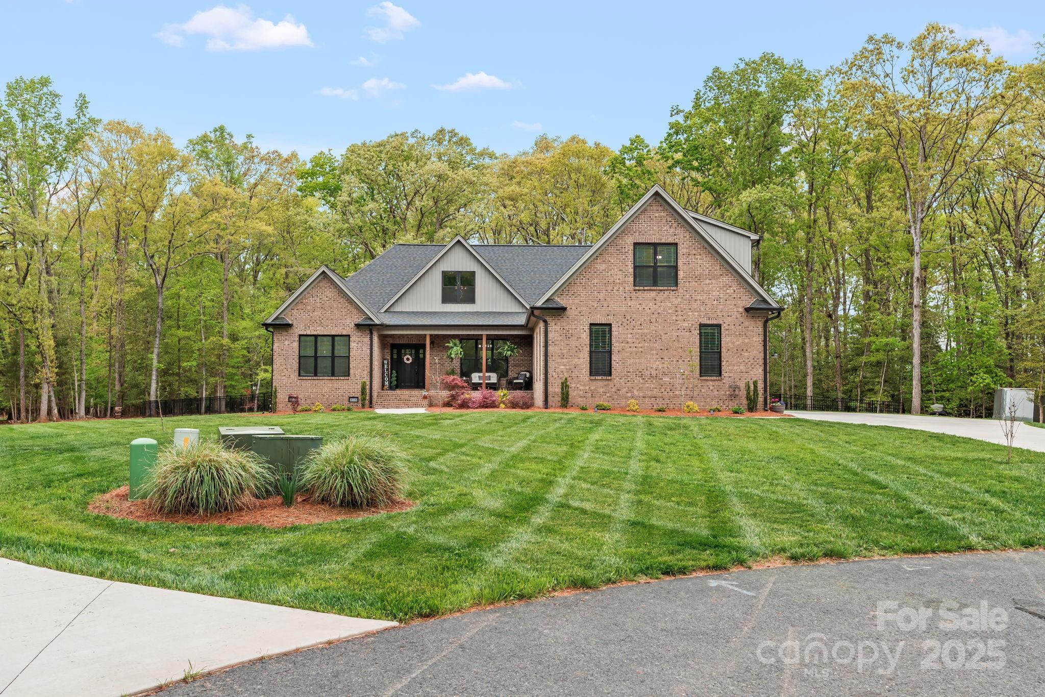 1231 Scout Road Property Photo 1