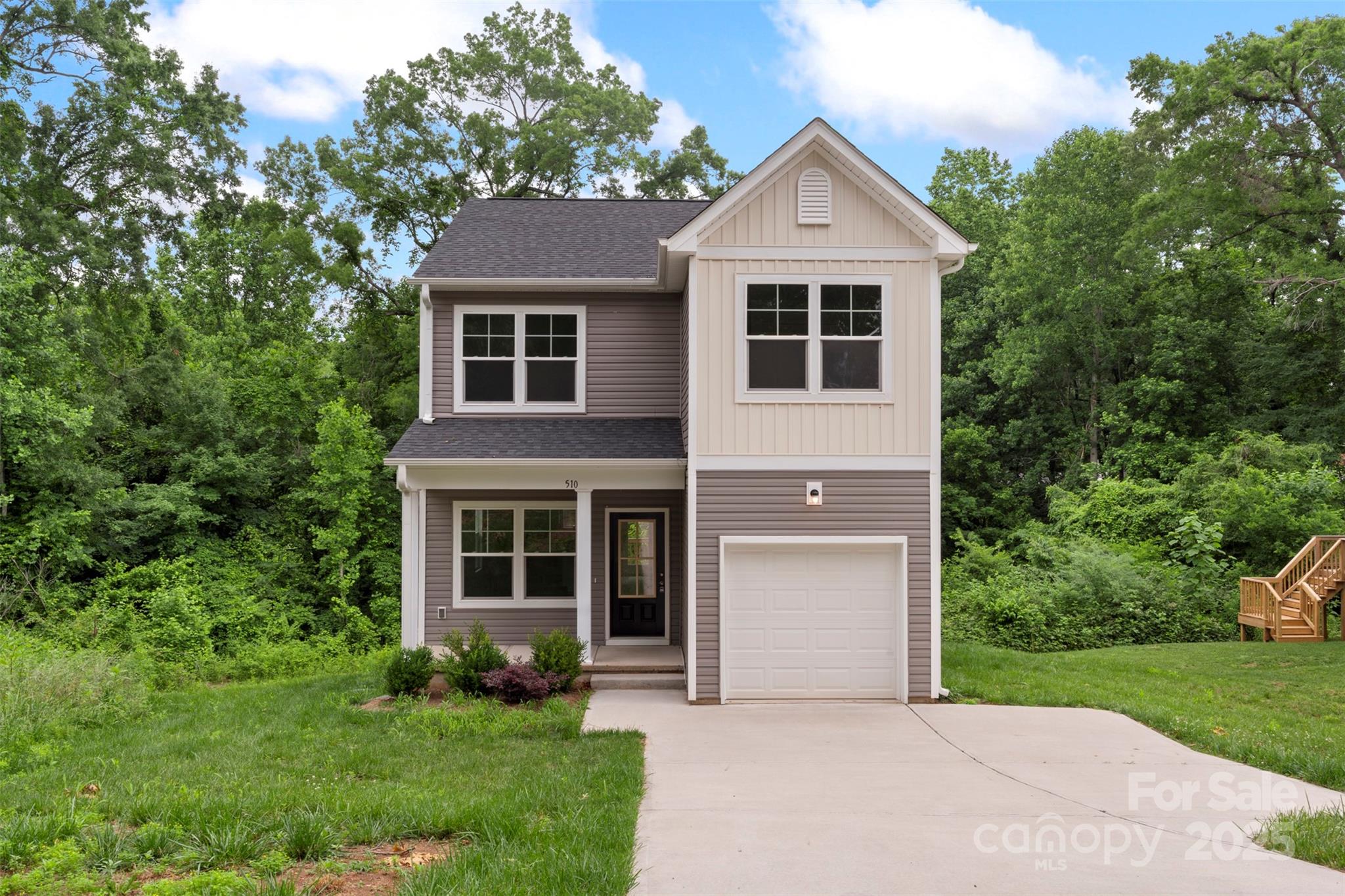 510 3rd Street Property Photo 2