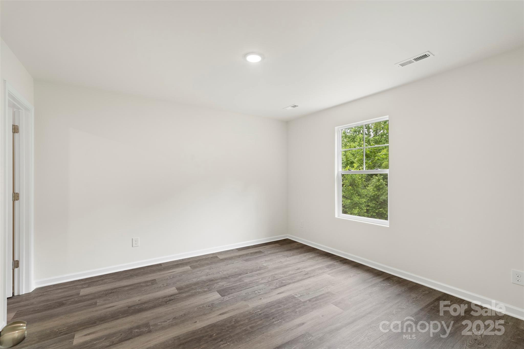 510 3rd Street Property Photo 24