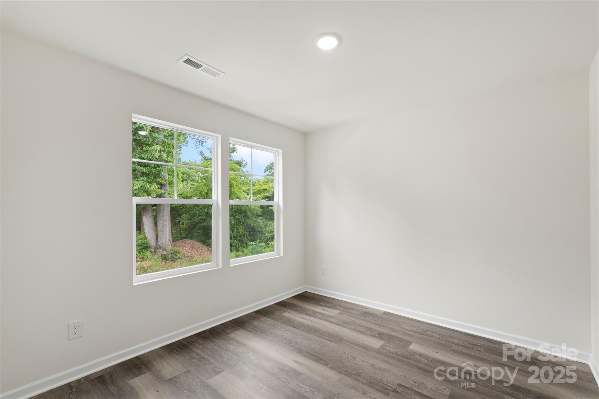 510 3rd Street Property Photo 31