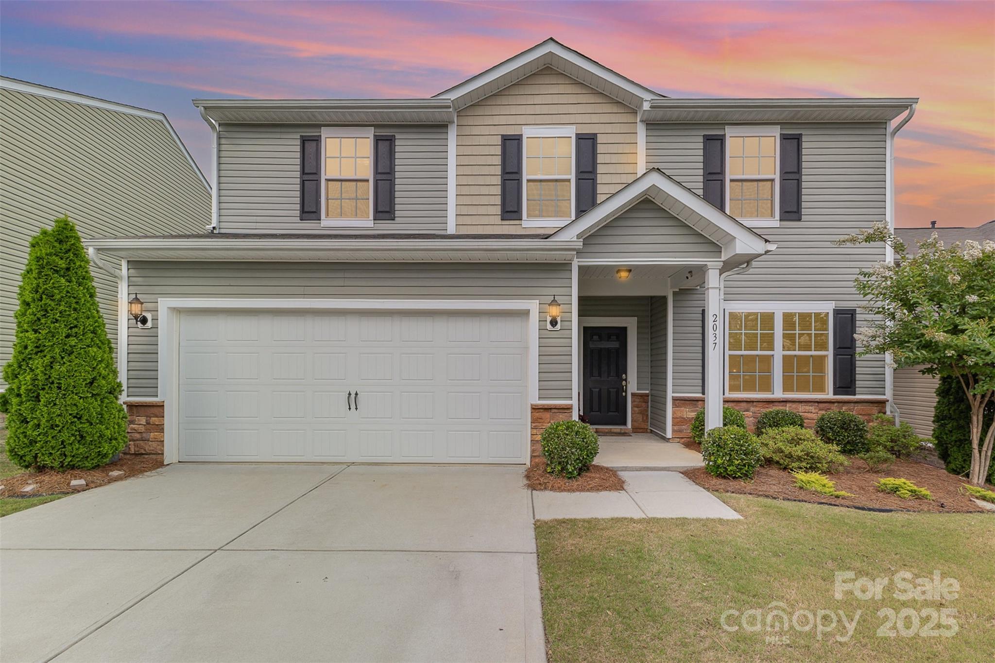 2037 Christopher Wood Court Property Photo 2