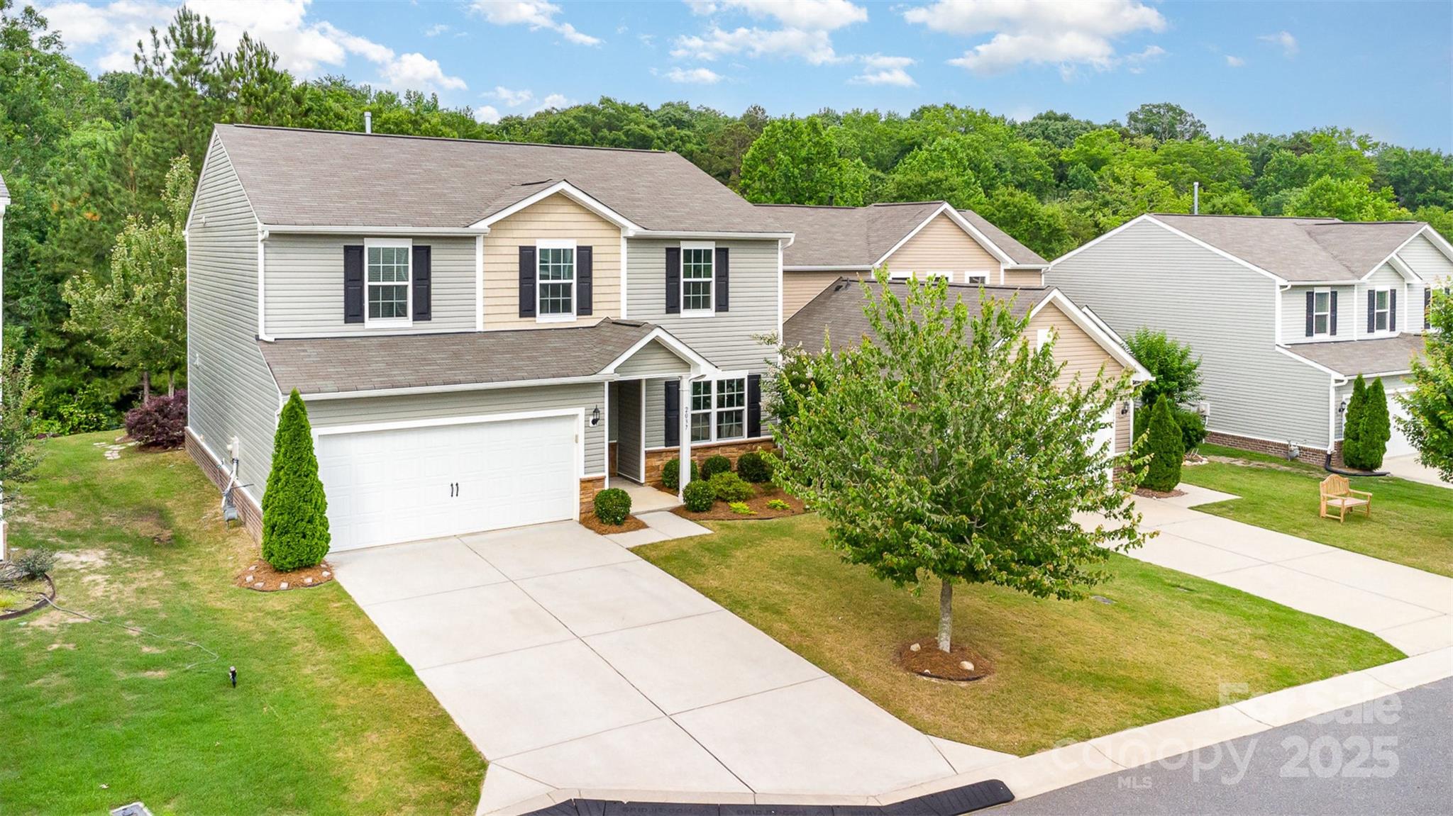 2037 Christopher Wood Court Property Photo 5