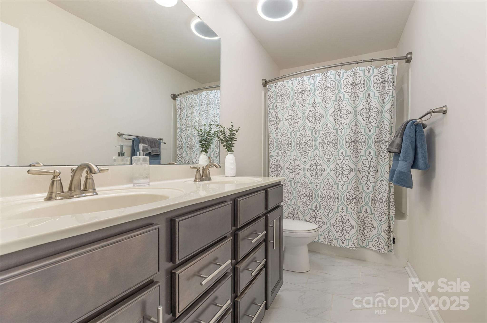 2037 Christopher Wood Court Property Photo 32