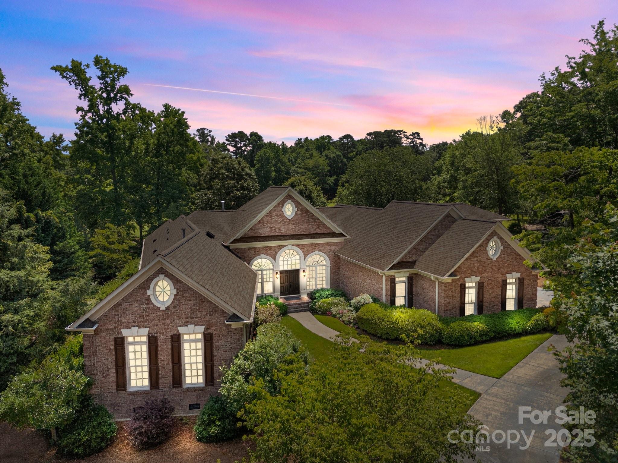 1629 Southpoint Lane