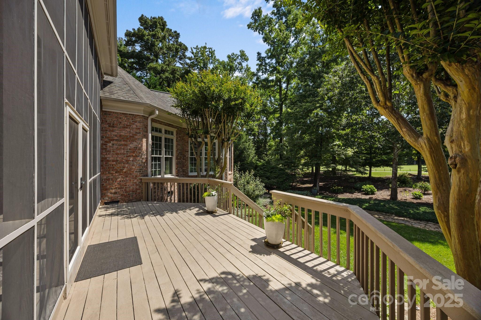 1629 Southpoint Lane Property Photo 34