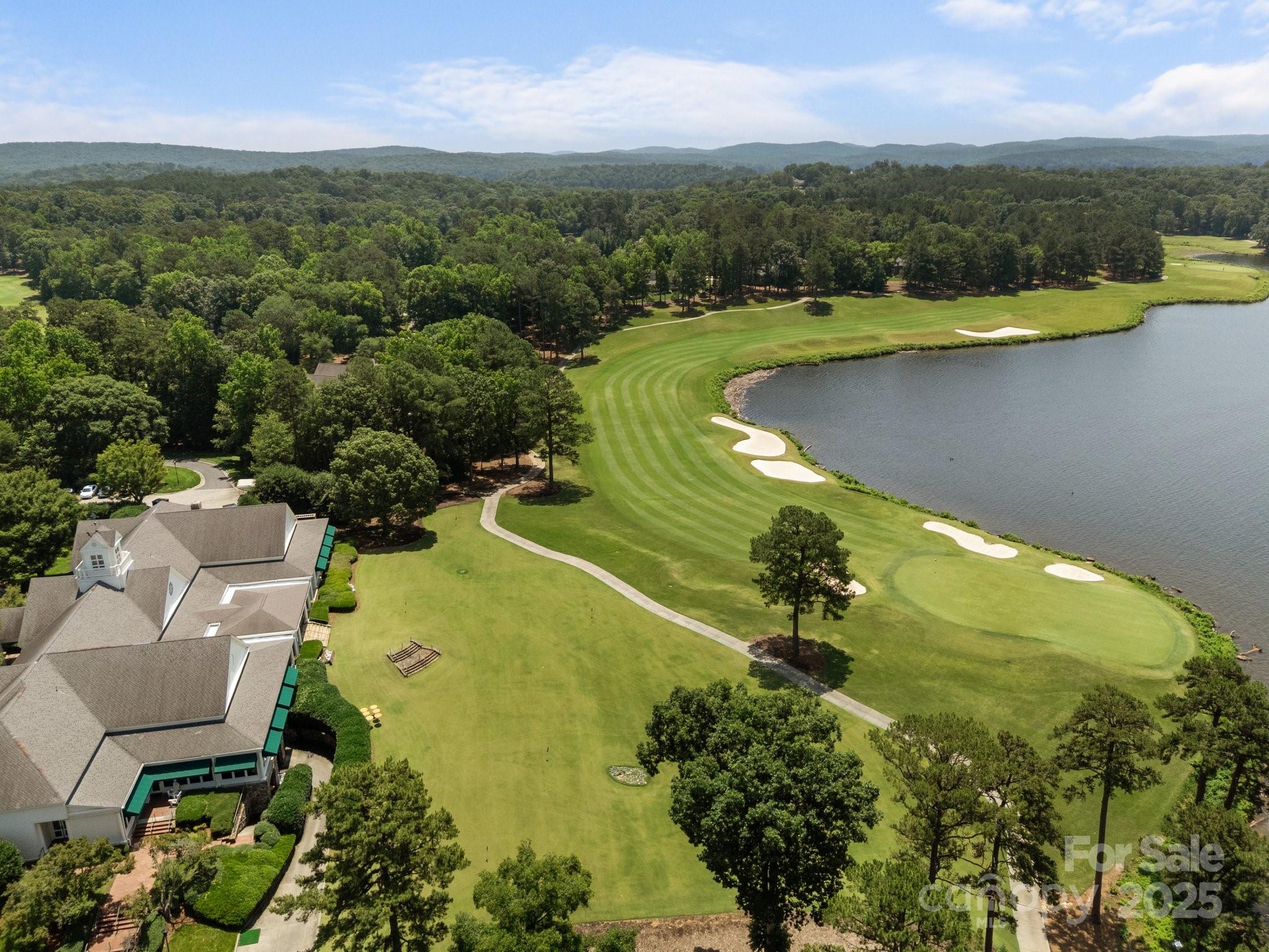 1629 Southpoint Lane Property Photo 38