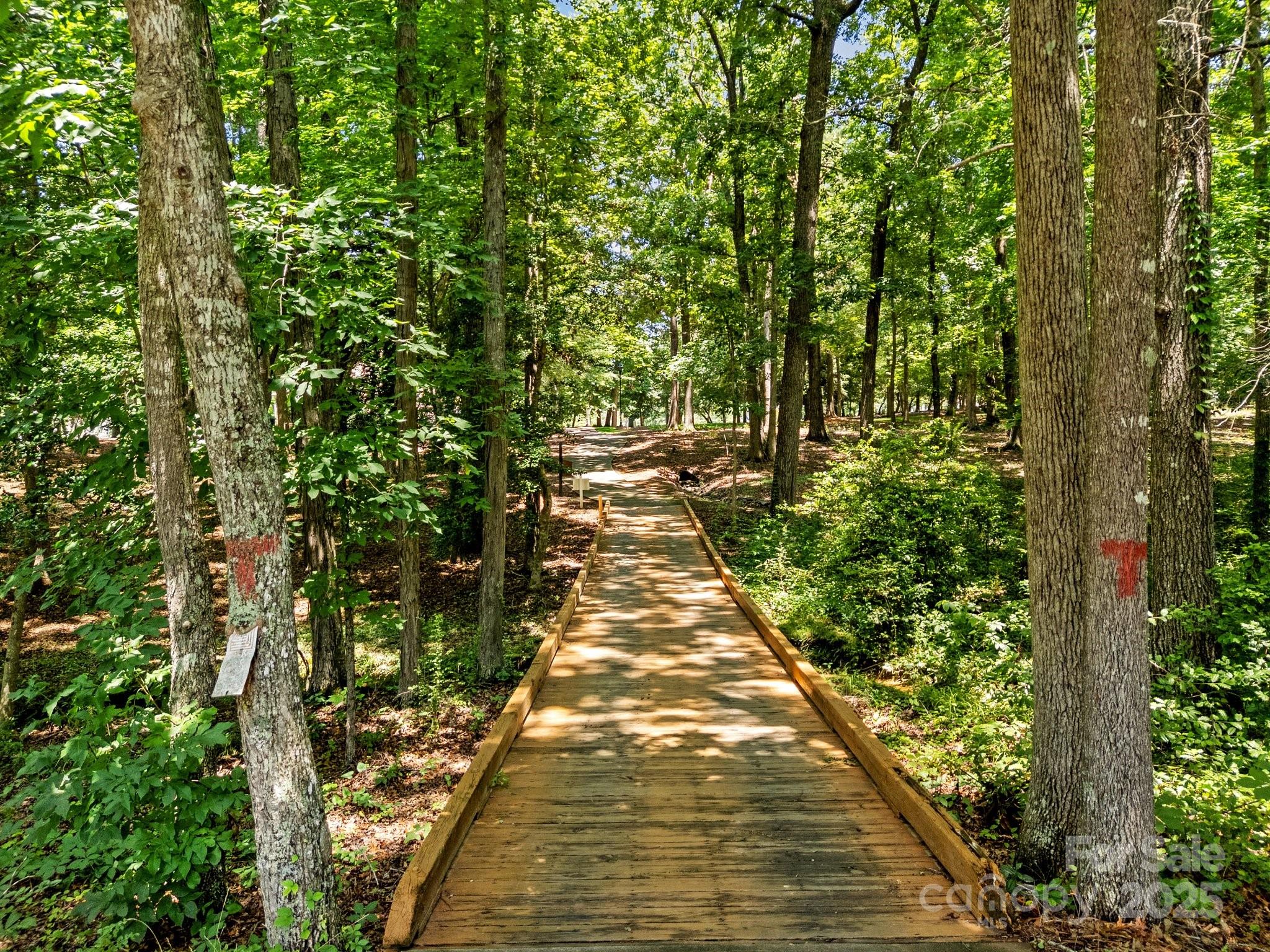 1629 Southpoint Lane Property Photo 40