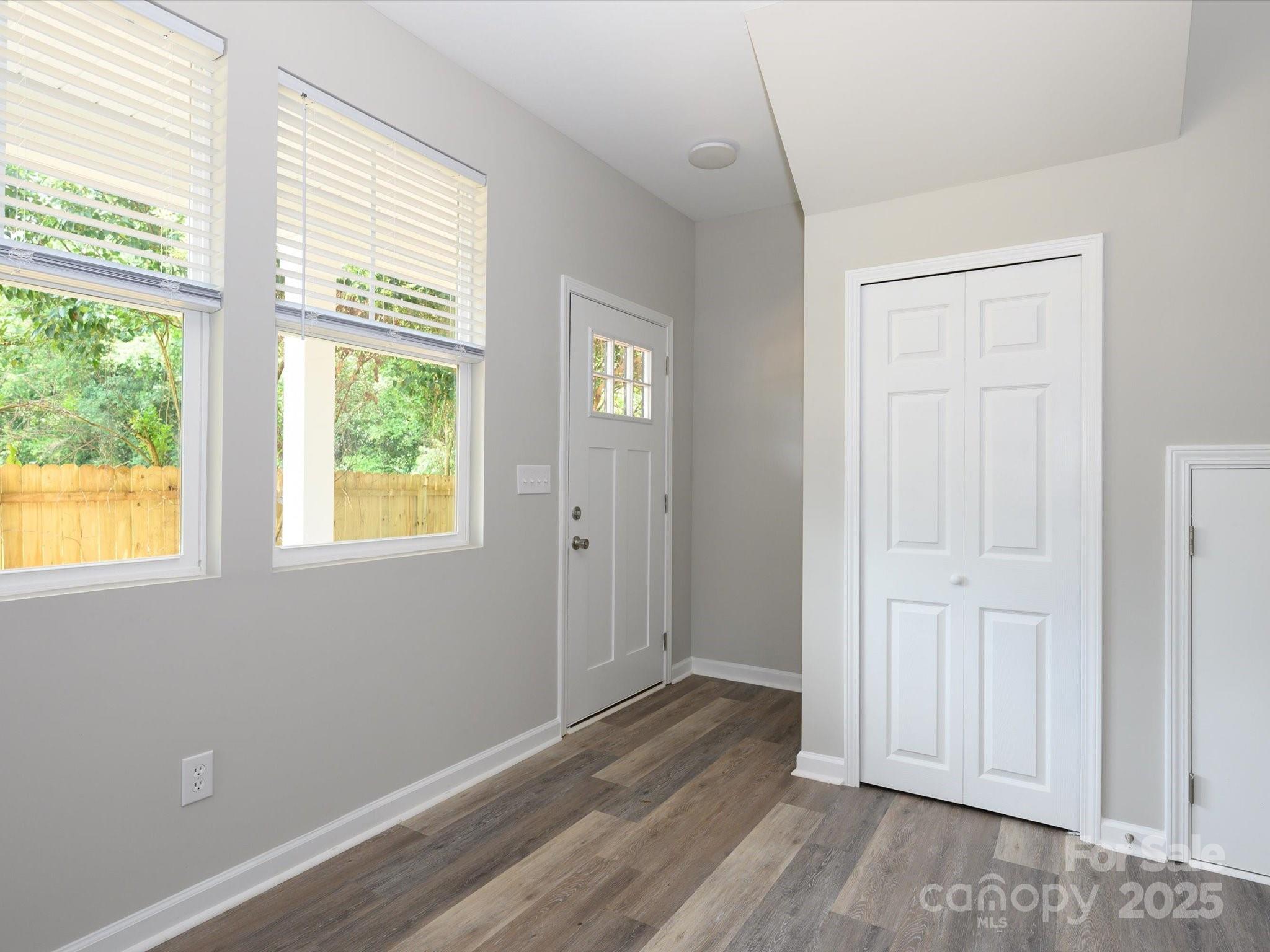 102 Mobley Street Property Photo 3