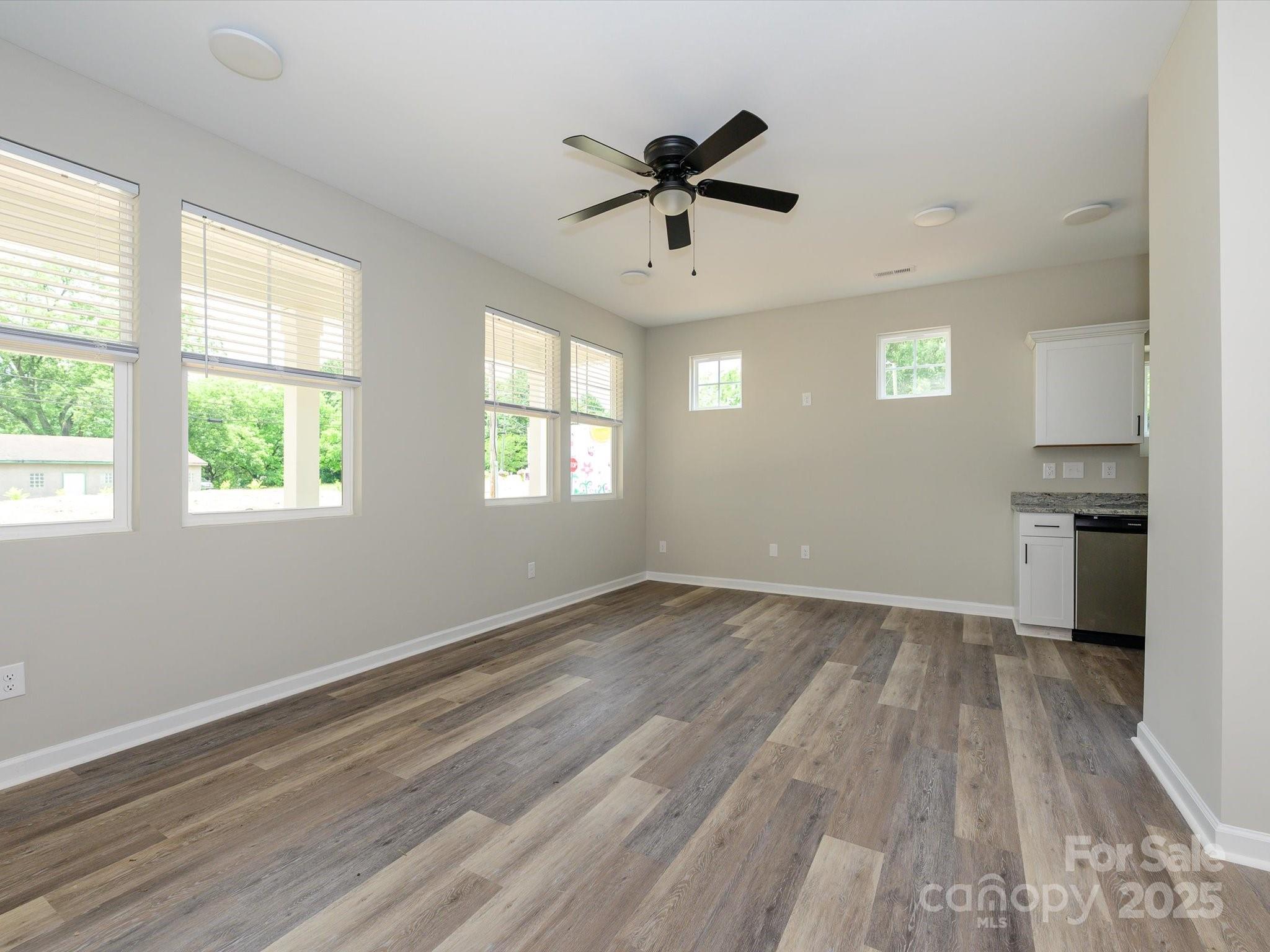 102 Mobley Street Property Photo 22