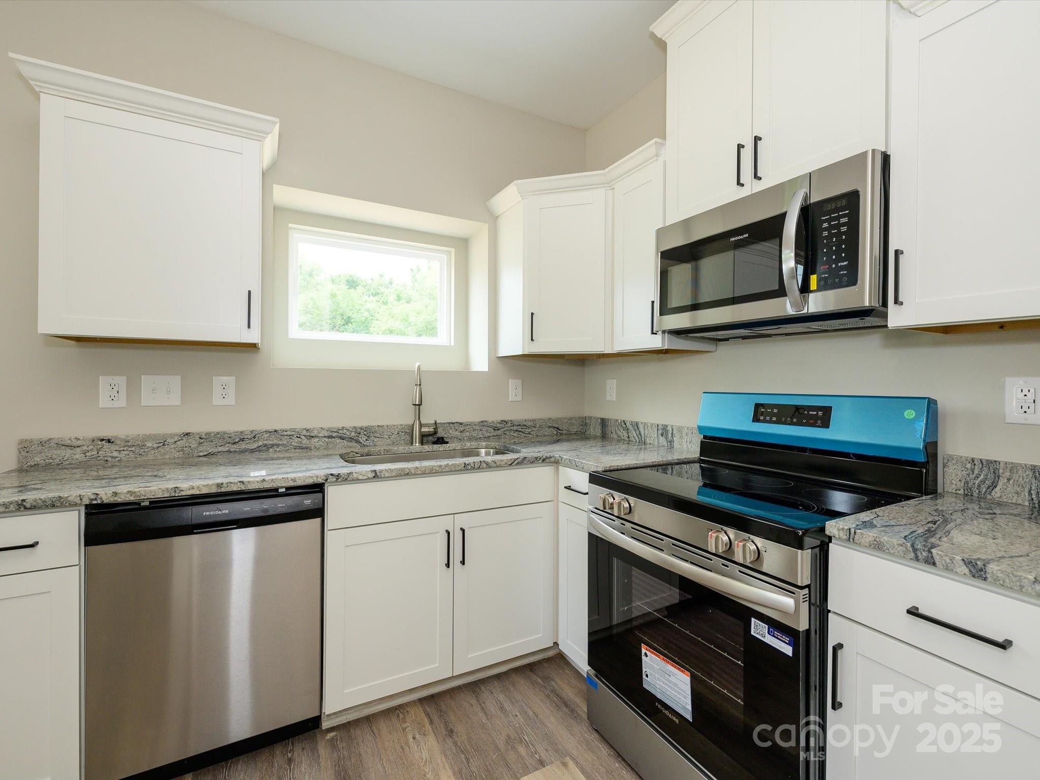 102 Mobley Street Property Photo 26