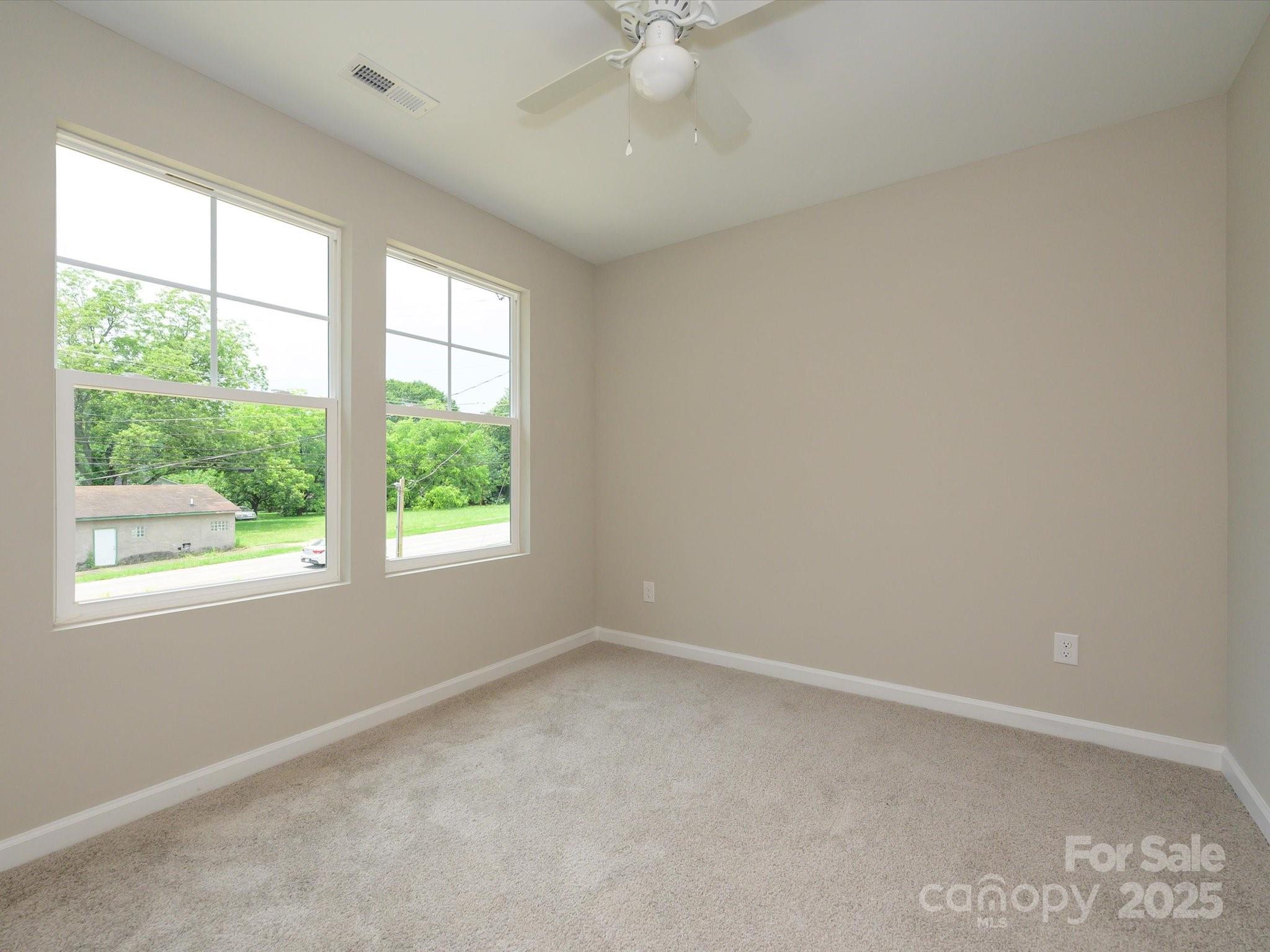 102 Mobley Street Property Photo 33