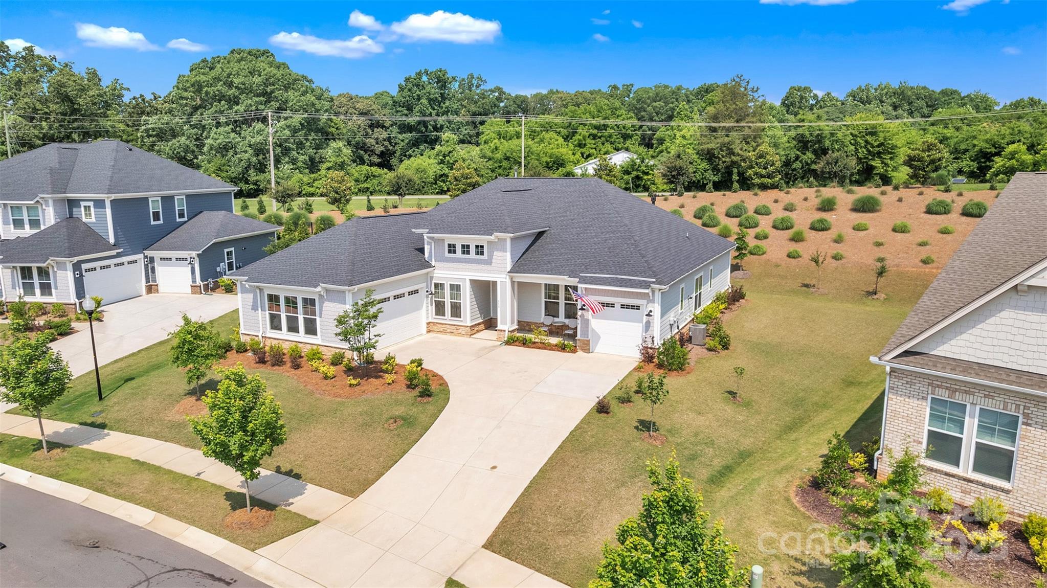 513 Meadow Ridge Drive Property Photo 1