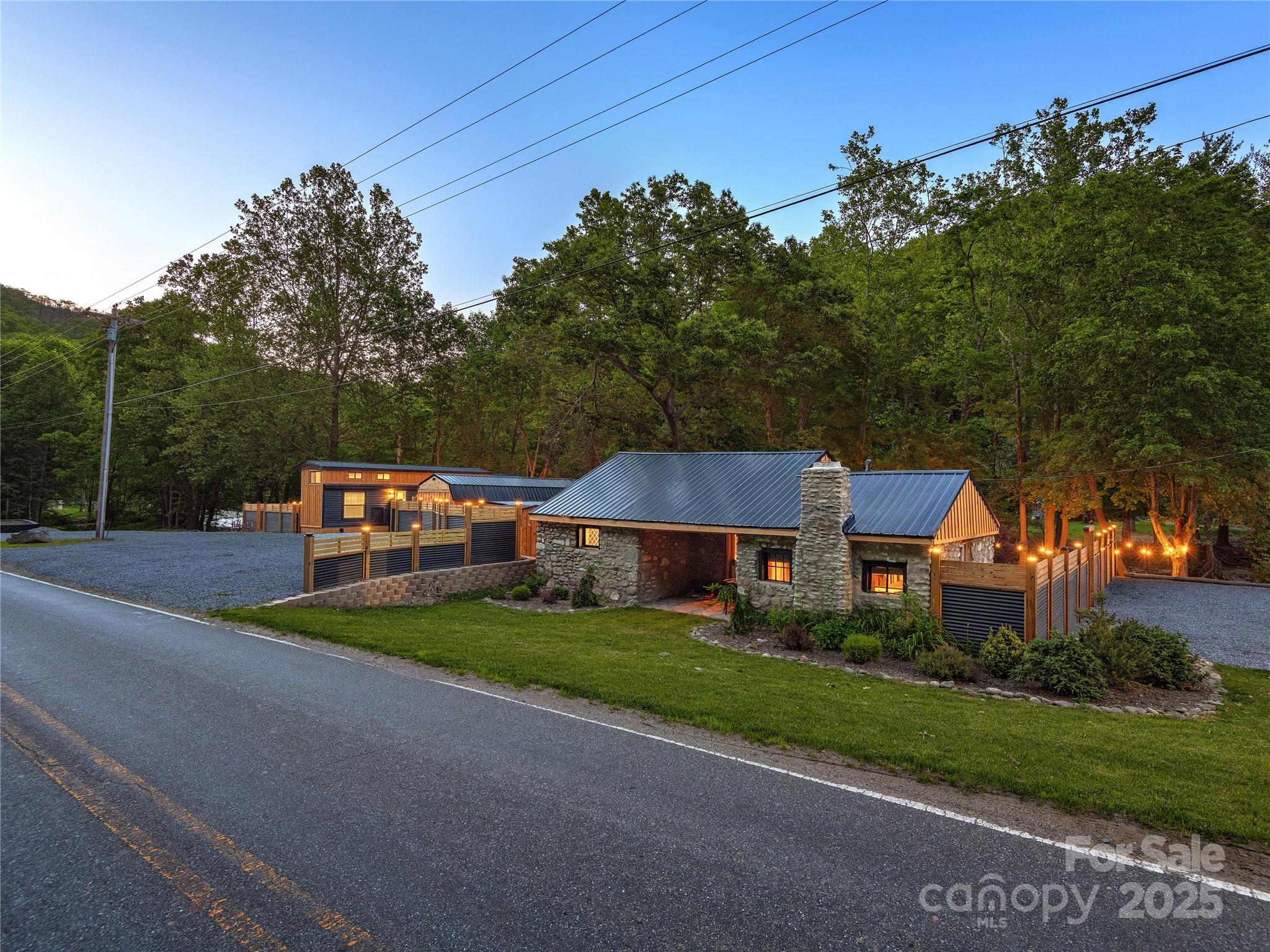 14715 Cruso Road Property Photo 10