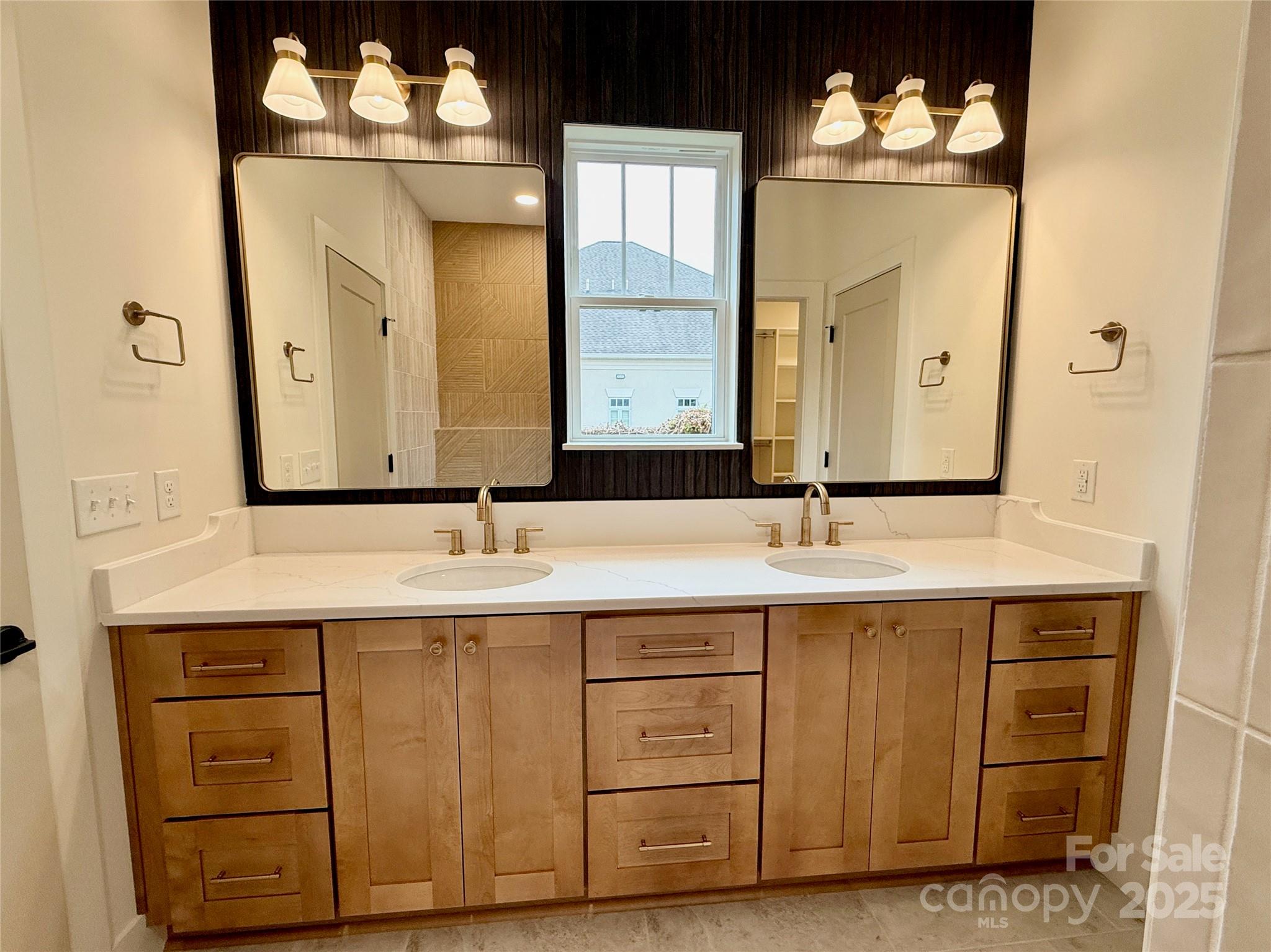 1721 S New Hope Road Property Photo 20